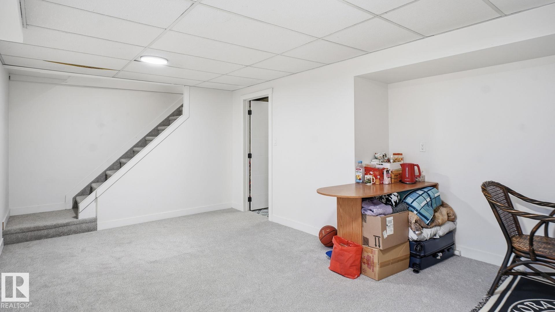 Photo 23 at 20C Callingwood Court NW, Callingwood North, Edmonton