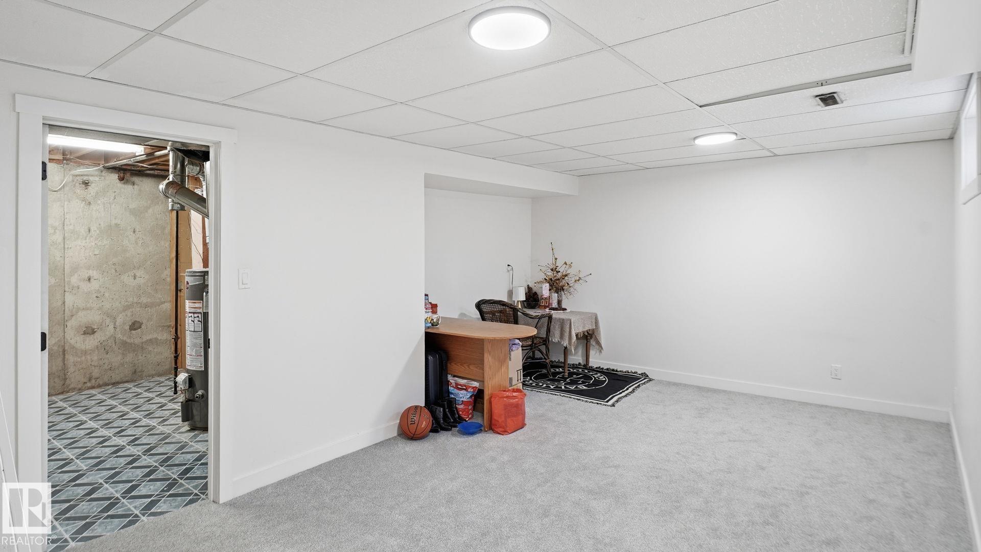 Photo 25 at 20C Callingwood Court NW, Callingwood North, Edmonton