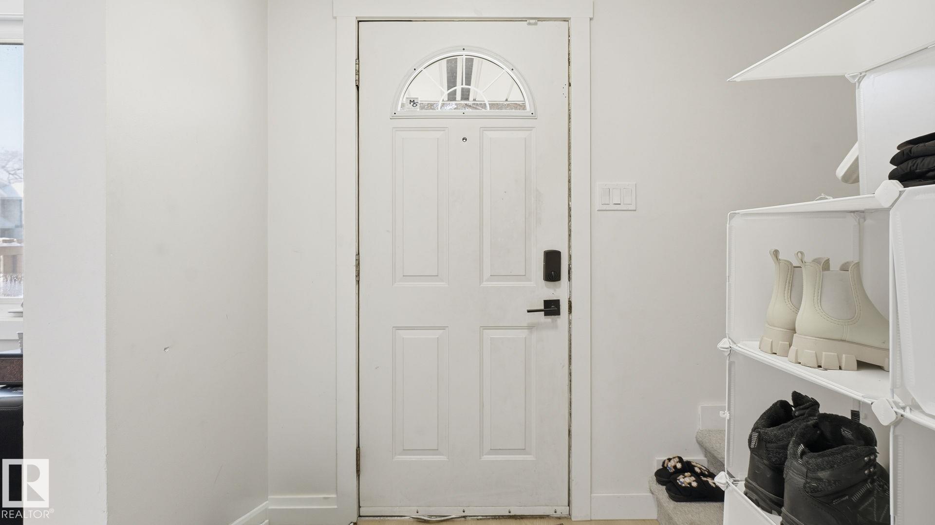 Photo 6 at 20C Callingwood Court NW, Callingwood North, Edmonton