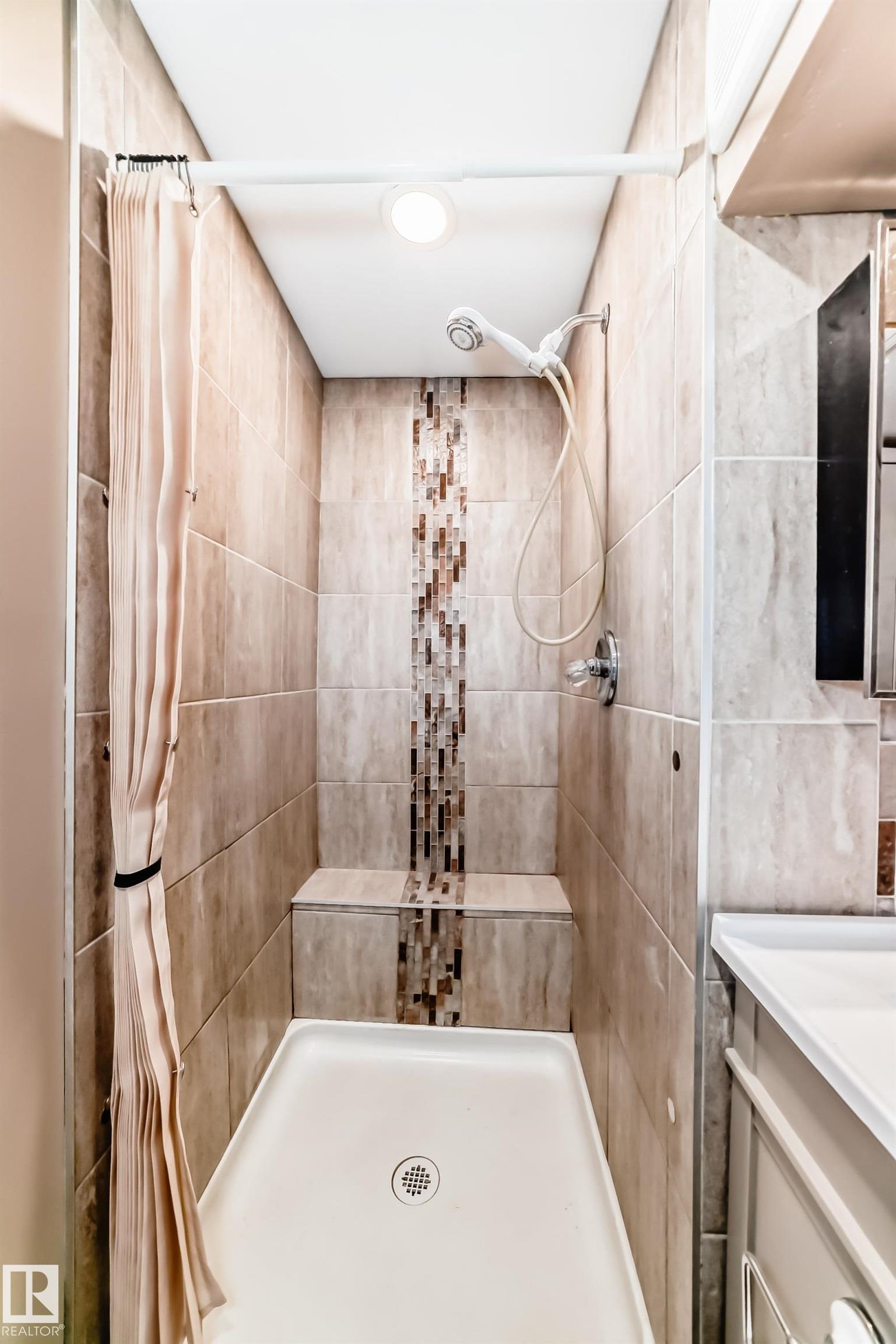 Photo 61 at 9813 152 Street NW, West Jasper Place, Edmonton