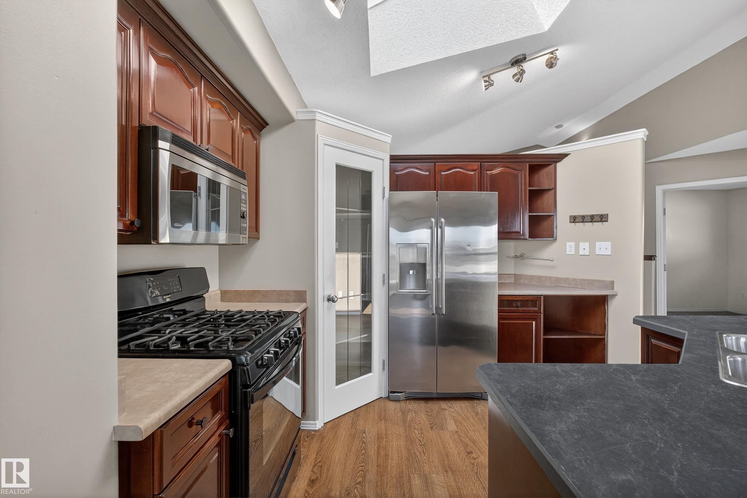 Photo 6 at 3779 18 Street NW, Wild Rose, Edmonton