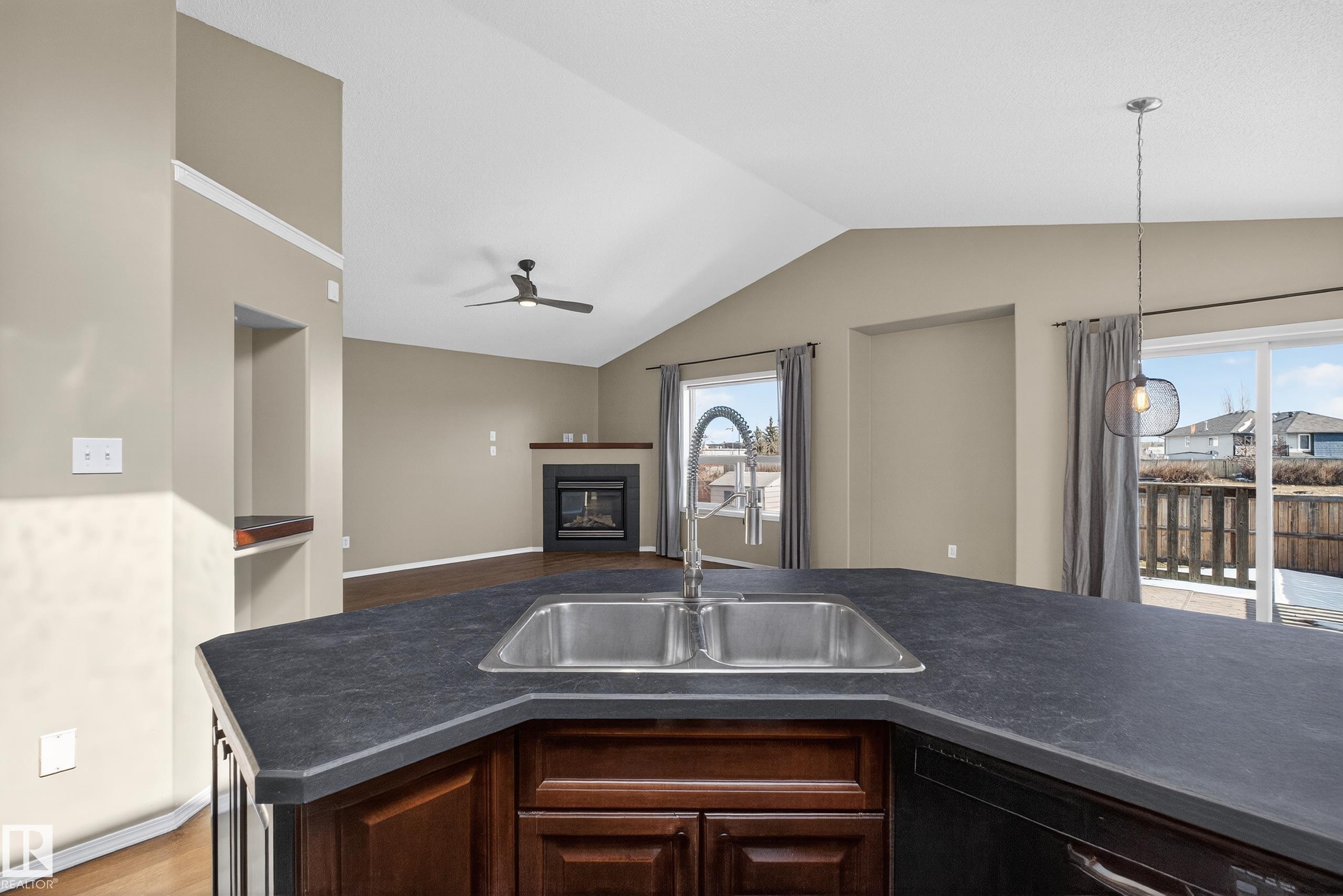 Photo 7 at 3779 18 Street NW, Wild Rose, Edmonton