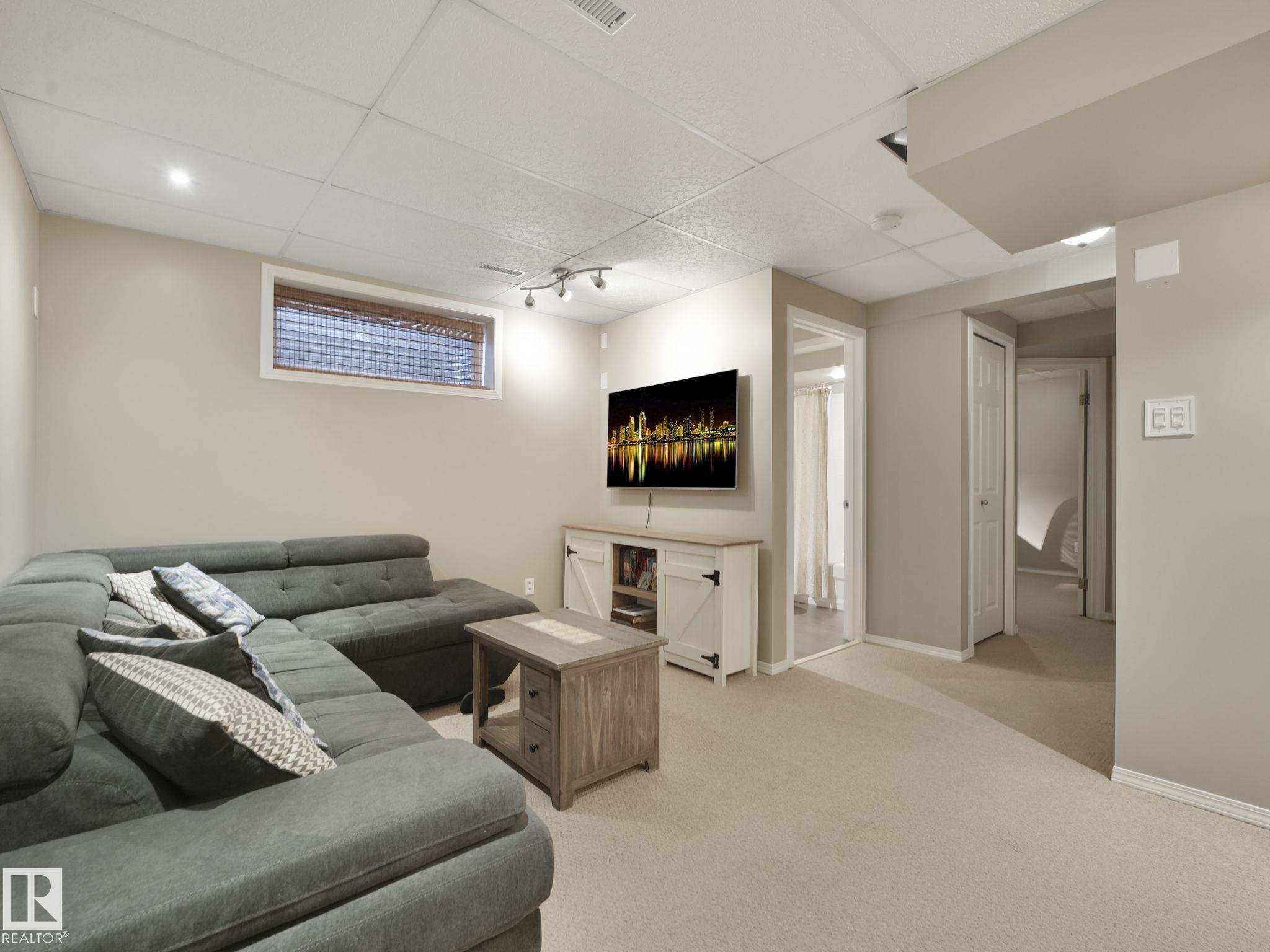 Photo 32 at 21360 88 Avenue NW, Suder Greens, Edmonton