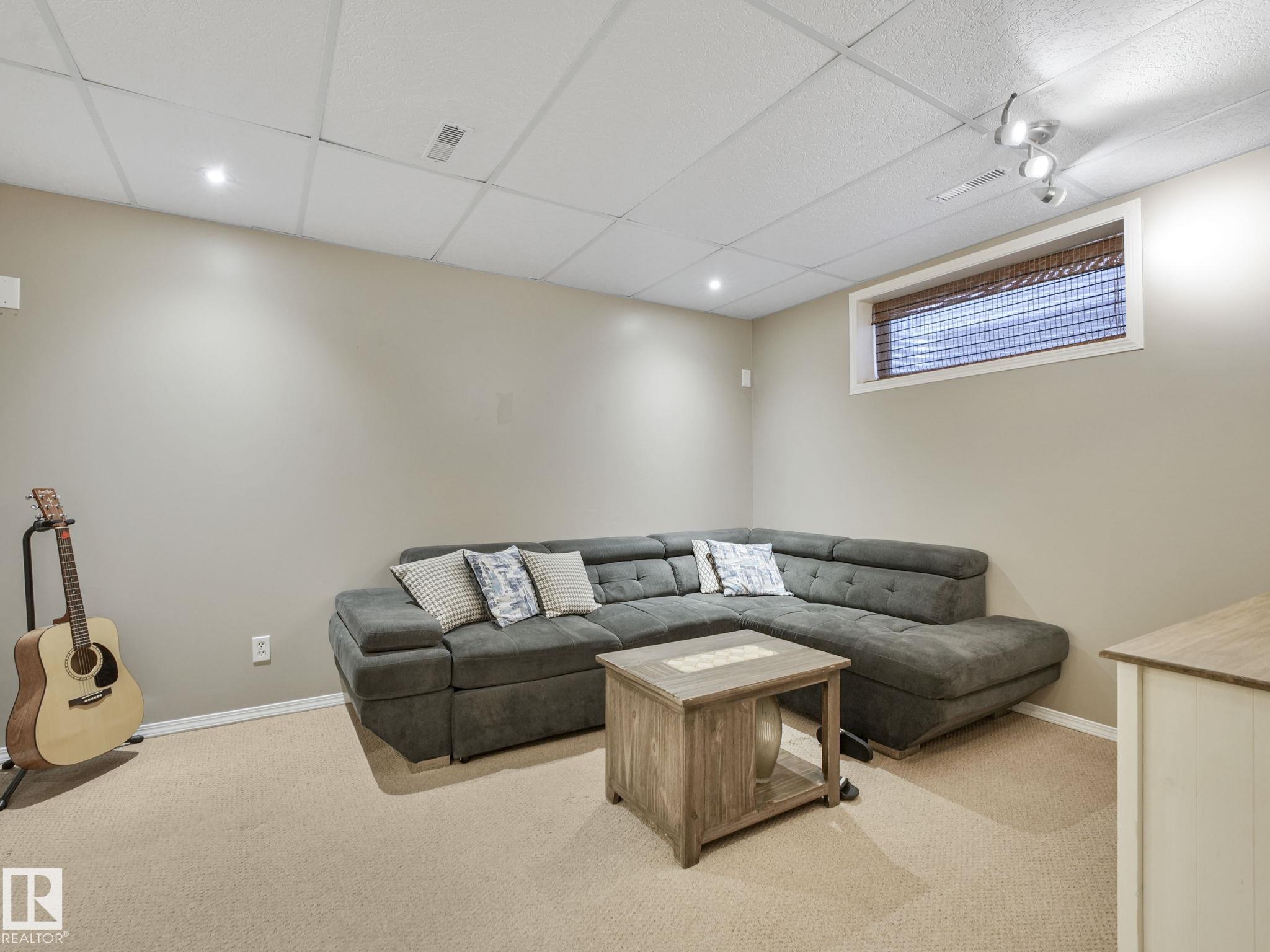 Photo 33 at 21360 88 Avenue NW, Suder Greens, Edmonton