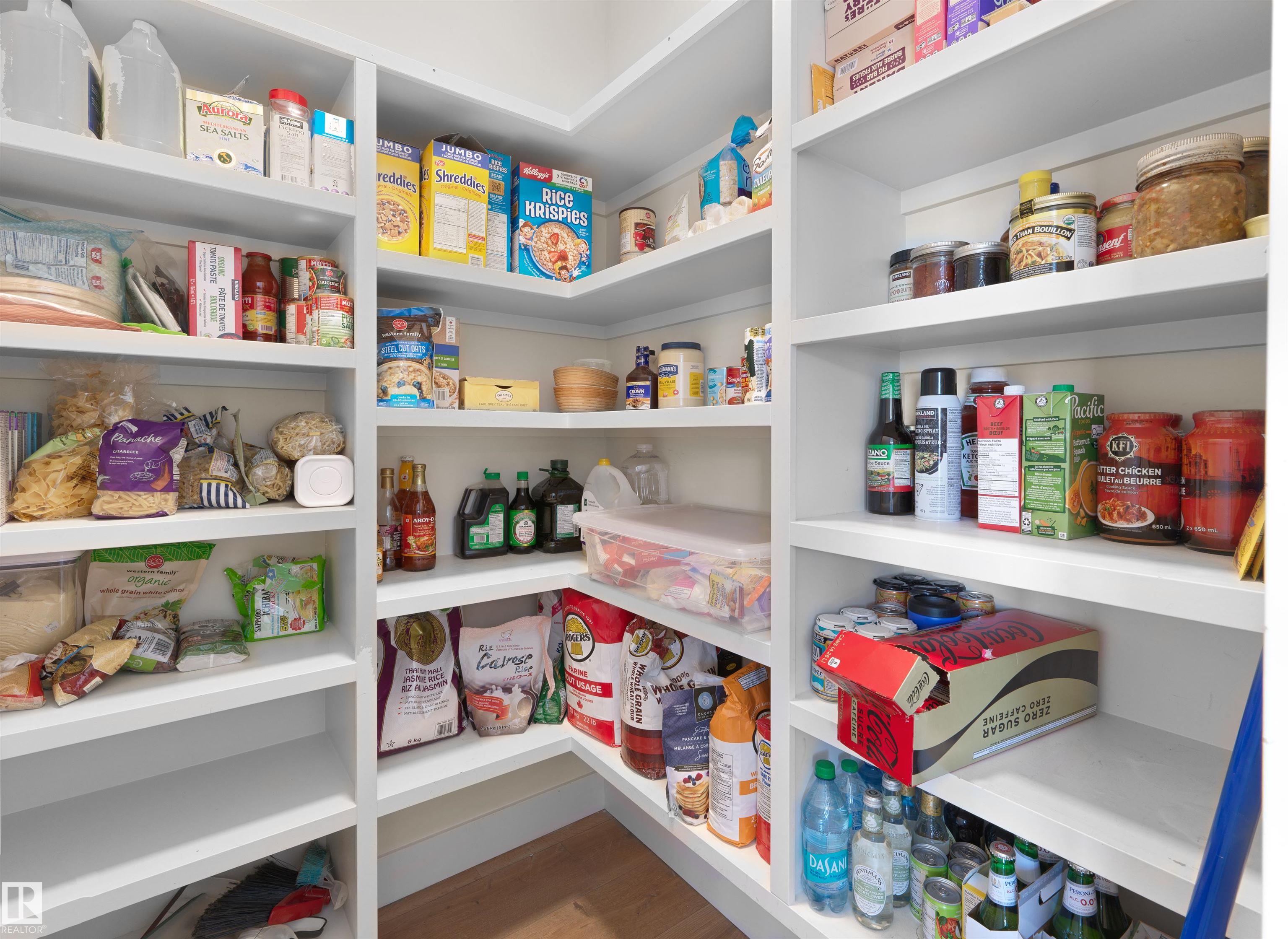 Photo 11 at 9108 116 Street NW, Windsor Park, Edmonton