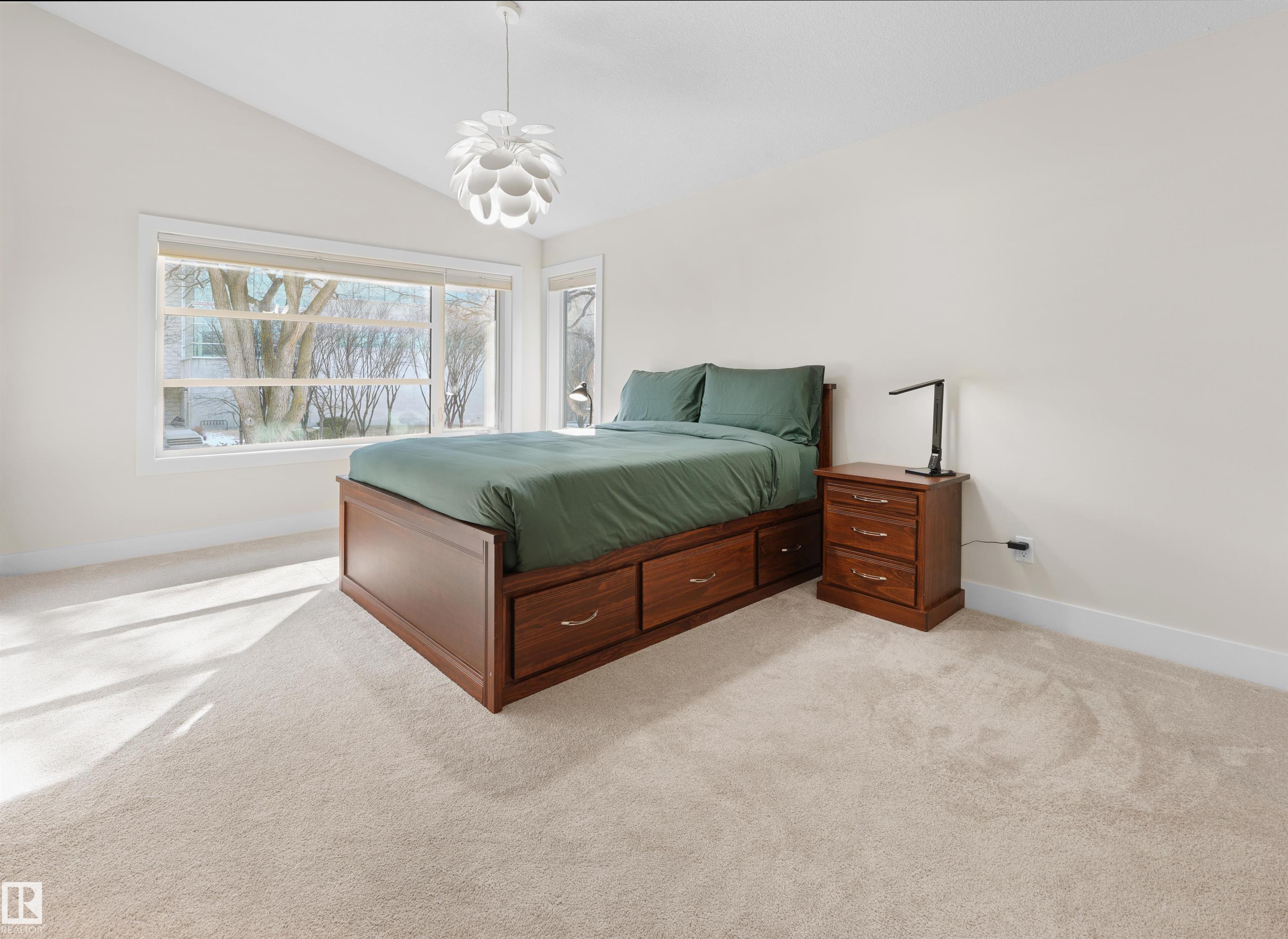 Photo 17 at 9108 116 Street NW, Windsor Park, Edmonton