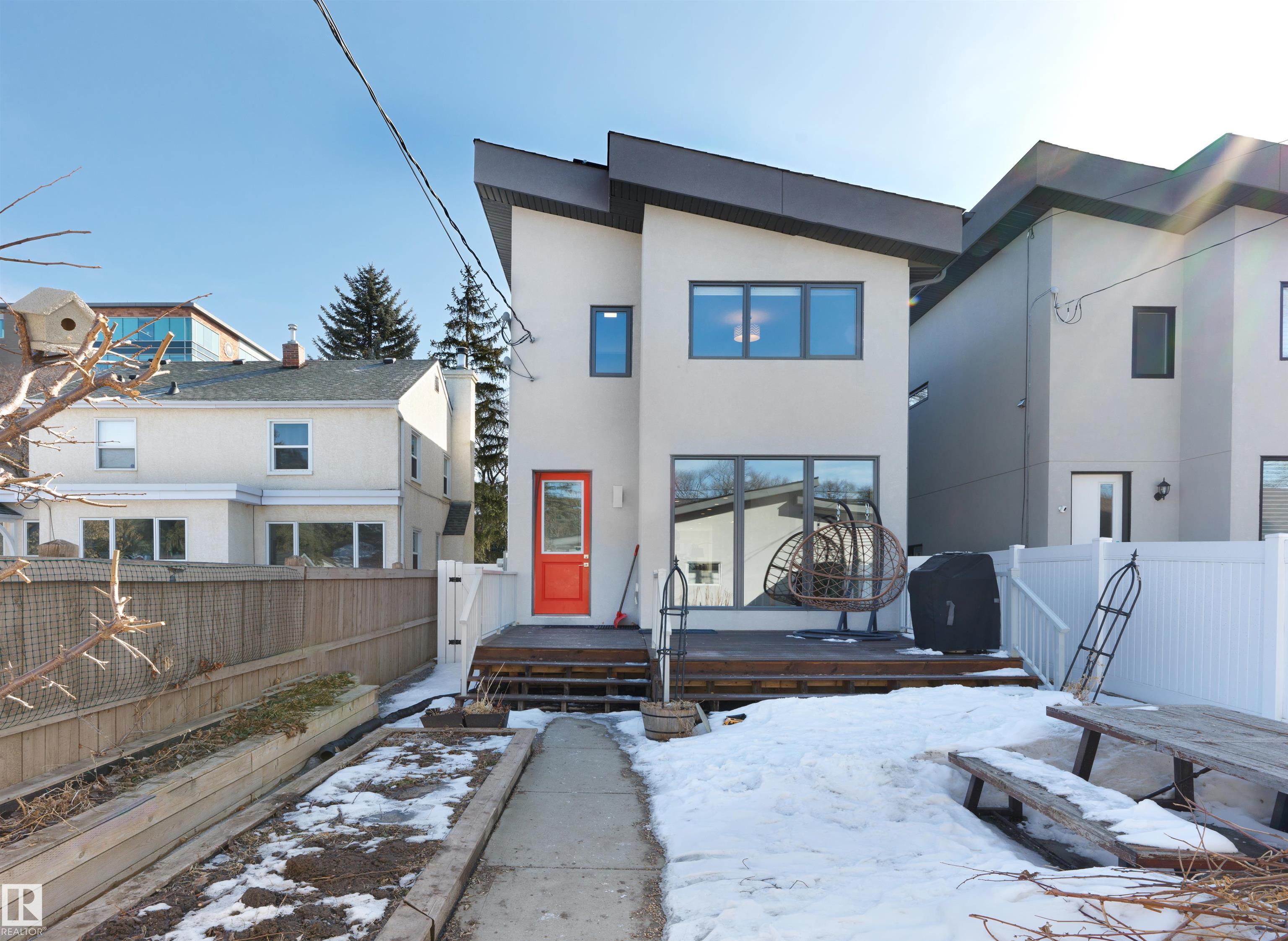 Photo 31 at 9108 116 Street NW, Windsor Park, Edmonton