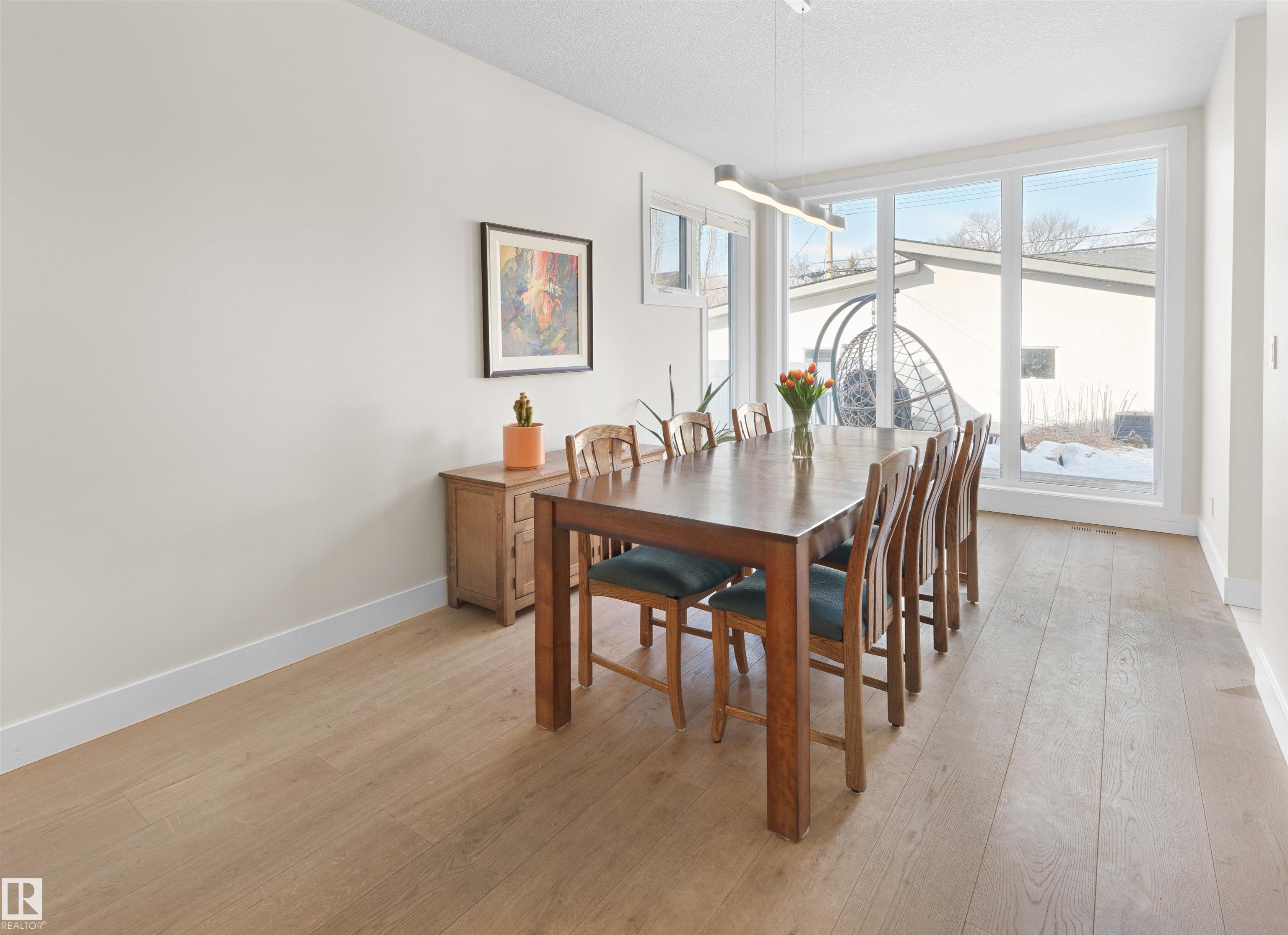 Photo 9 at 9108 116 Street NW, Windsor Park, Edmonton