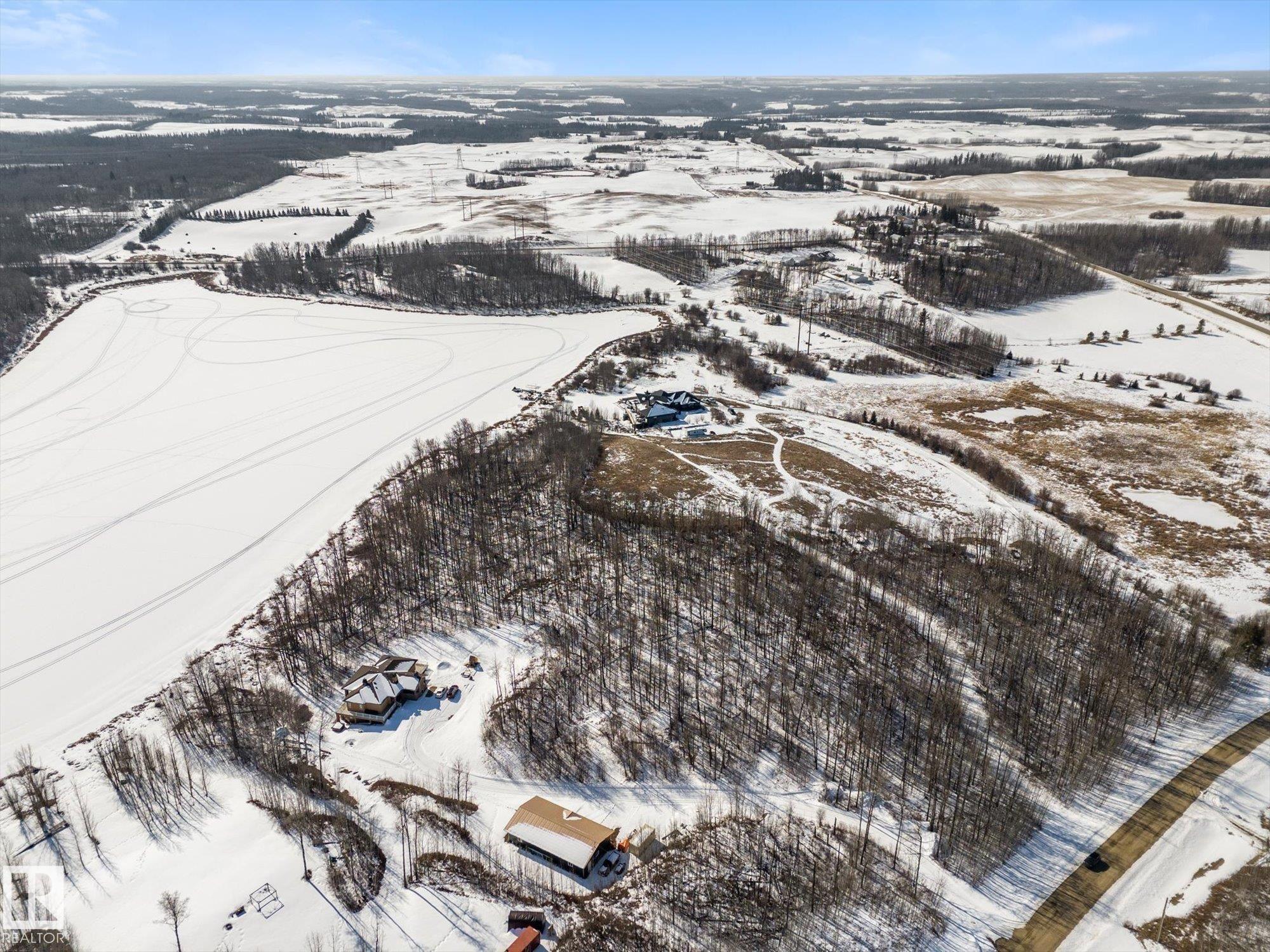 Photo 10 at 5-52111 Rge Road 25, Rainbow Beach Estates, Rural Parkland County