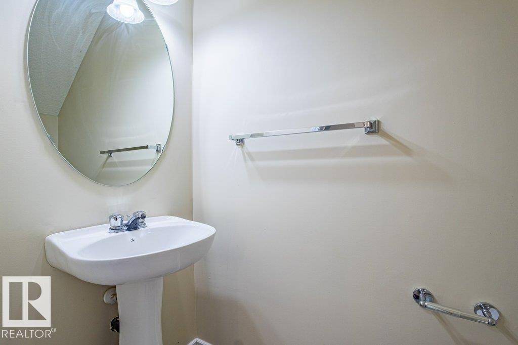 Photo 19 at 41 - 8304 11 Avenue SW, Summerside, Edmonton