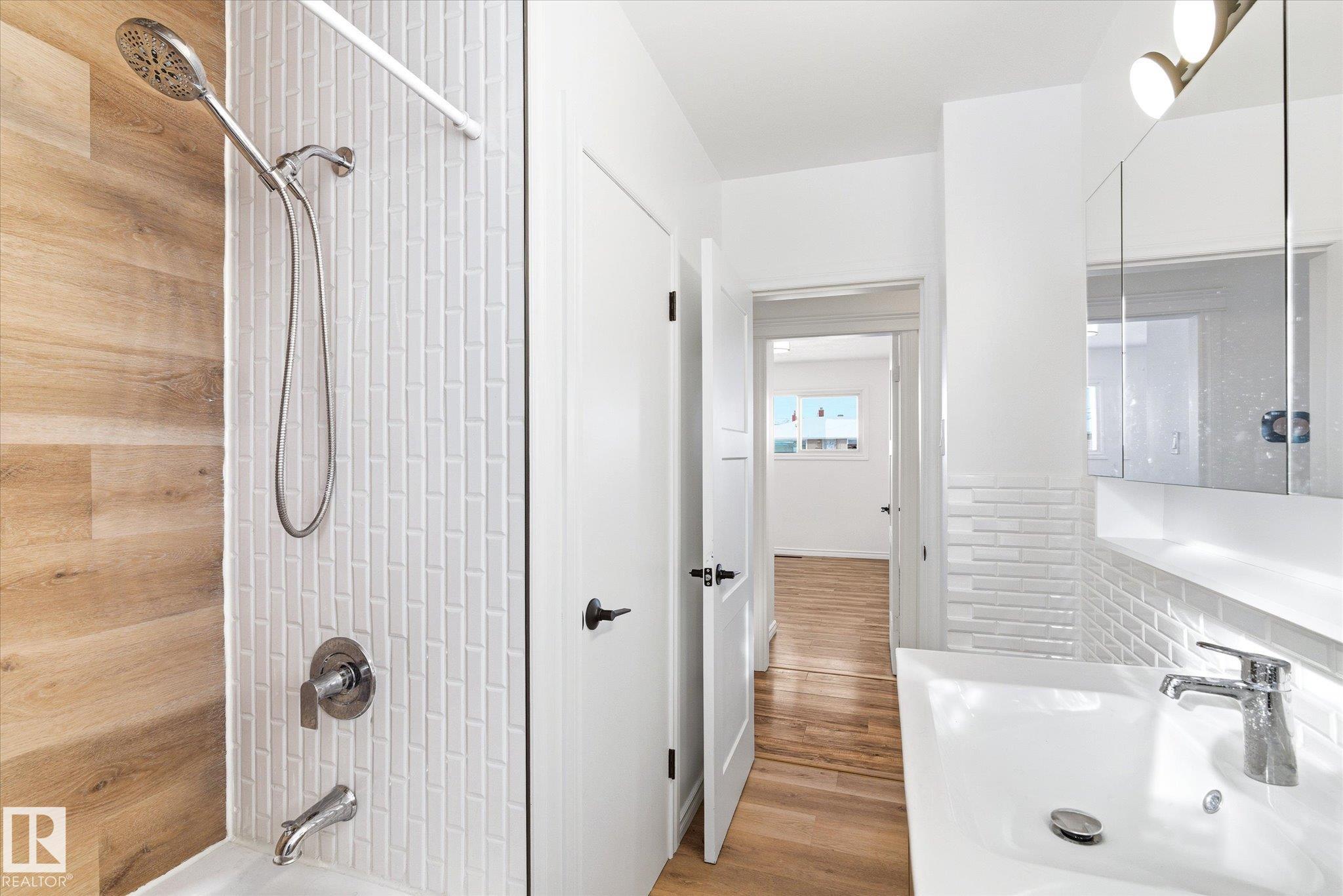 Photo 14 at 12823 81 Street NW, Balwin, Edmonton