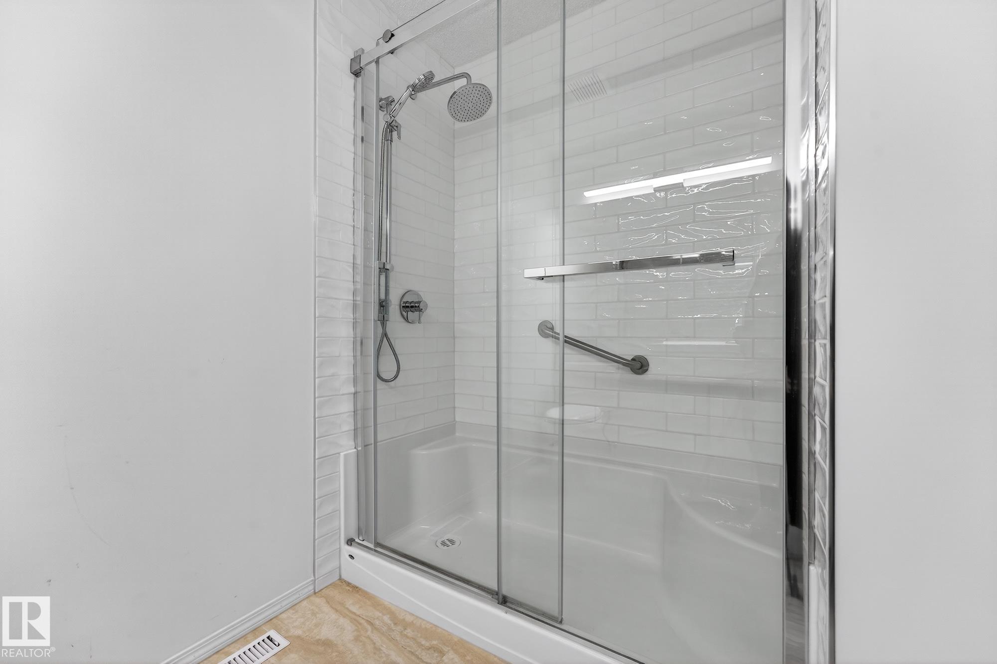 Photo 33 at 156 Oeming Road NW, Ogilvie Ridge, Edmonton