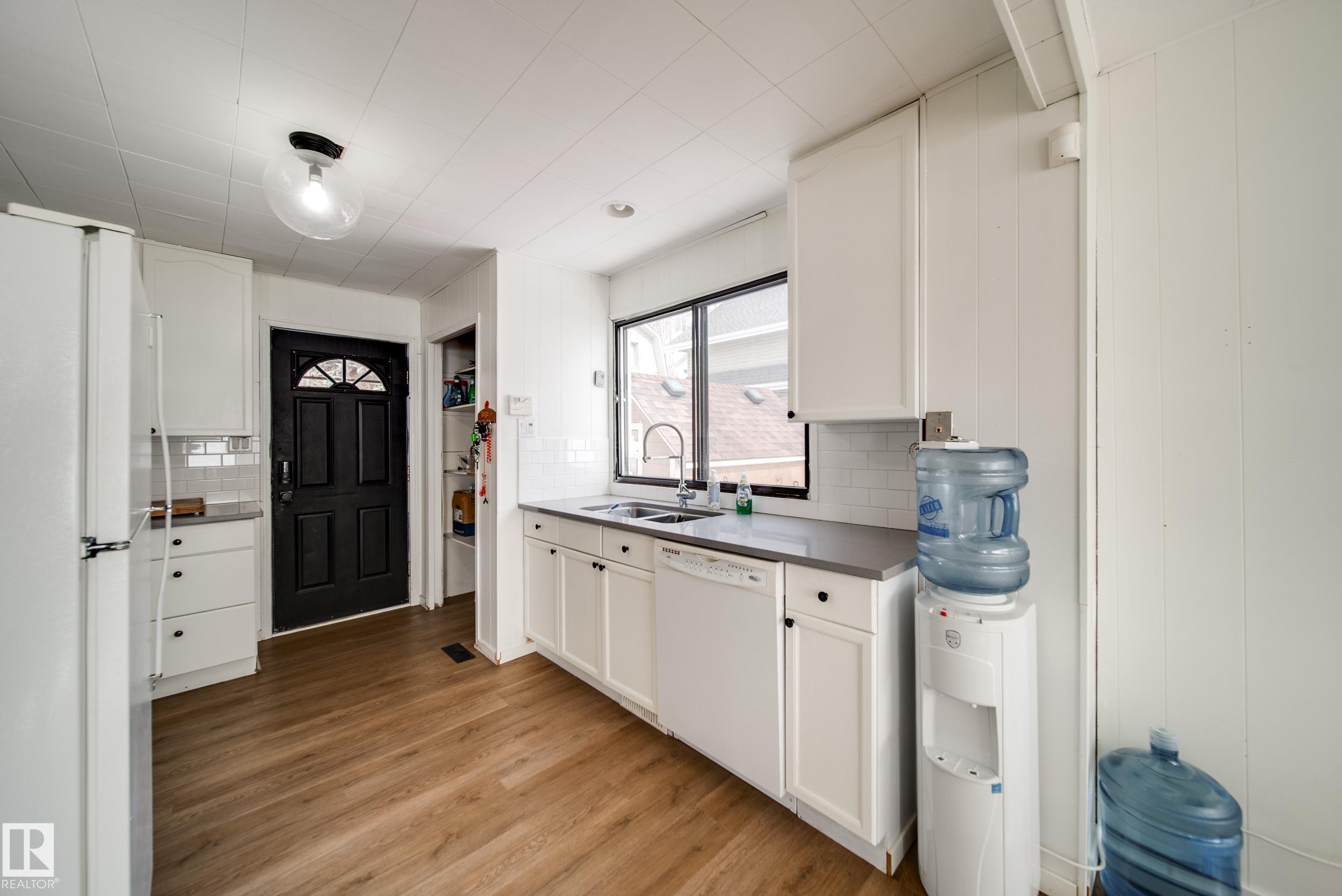 Photo 11 at 595 1 Avenue N, Seba Beach, Rural Parkland County