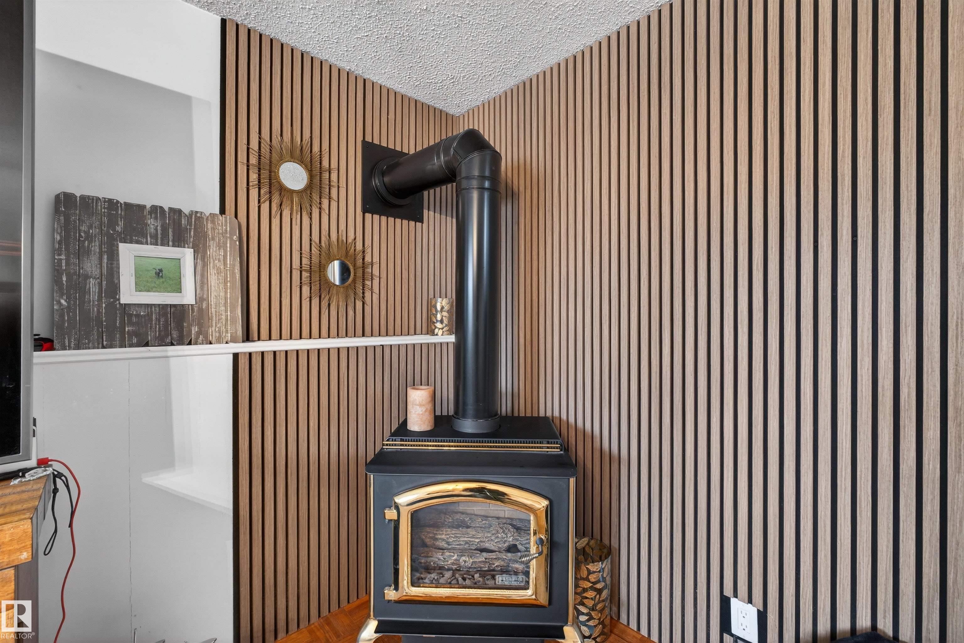 Photo 47 at 18939 78 Avenue NW, Lymburn, Edmonton