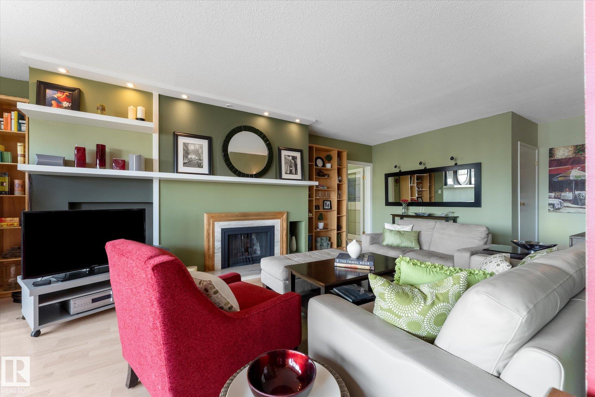 Photo 18 at 1105 - 9809 110 Street NW, Wîhkwêntôwin, Edmonton