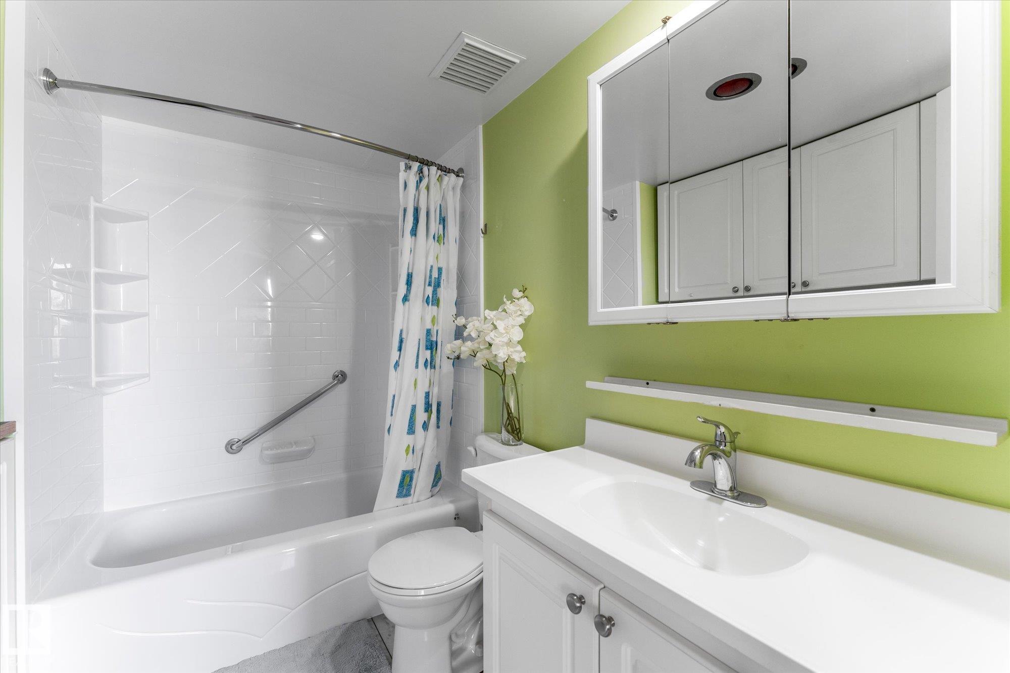 Photo 24 at 1105 - 9809 110 Street NW, Wîhkwêntôwin, Edmonton