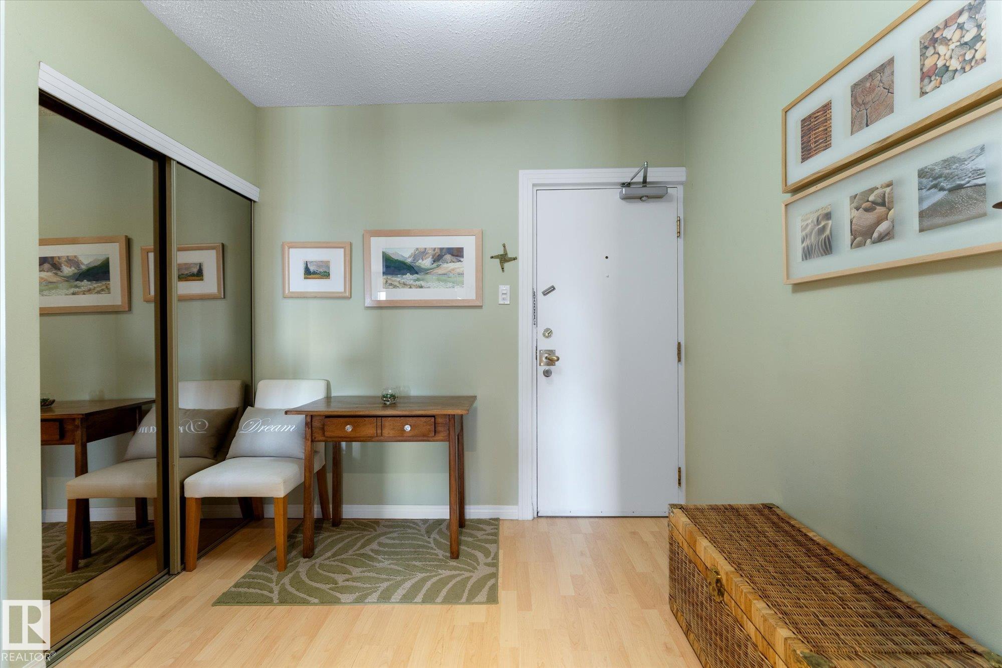 Photo 9 at 1105 - 9809 110 Street NW, Wîhkwêntôwin, Edmonton