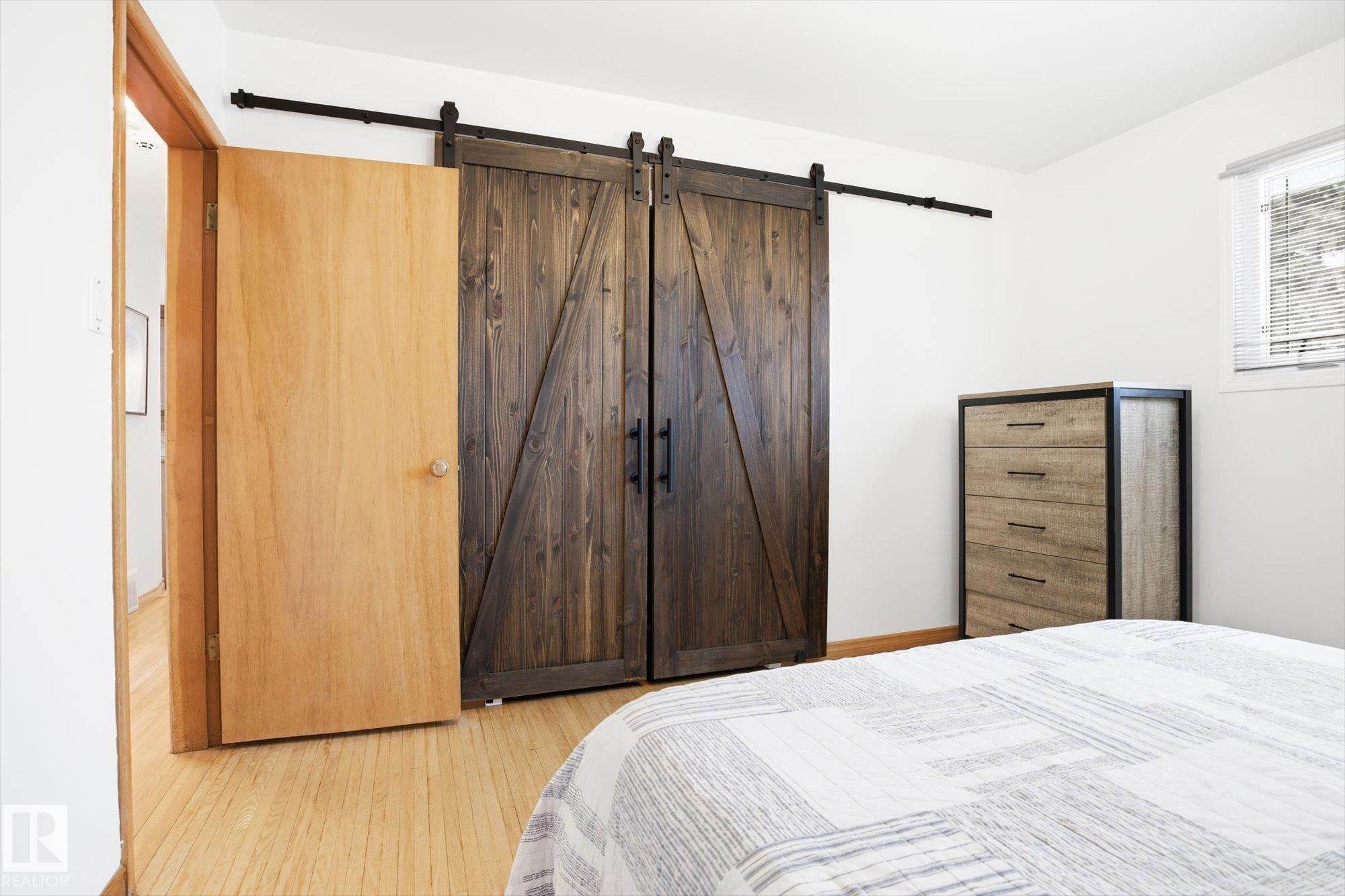 Photo 15 at 10222 73 Street NW, Terrace Heights, Edmonton