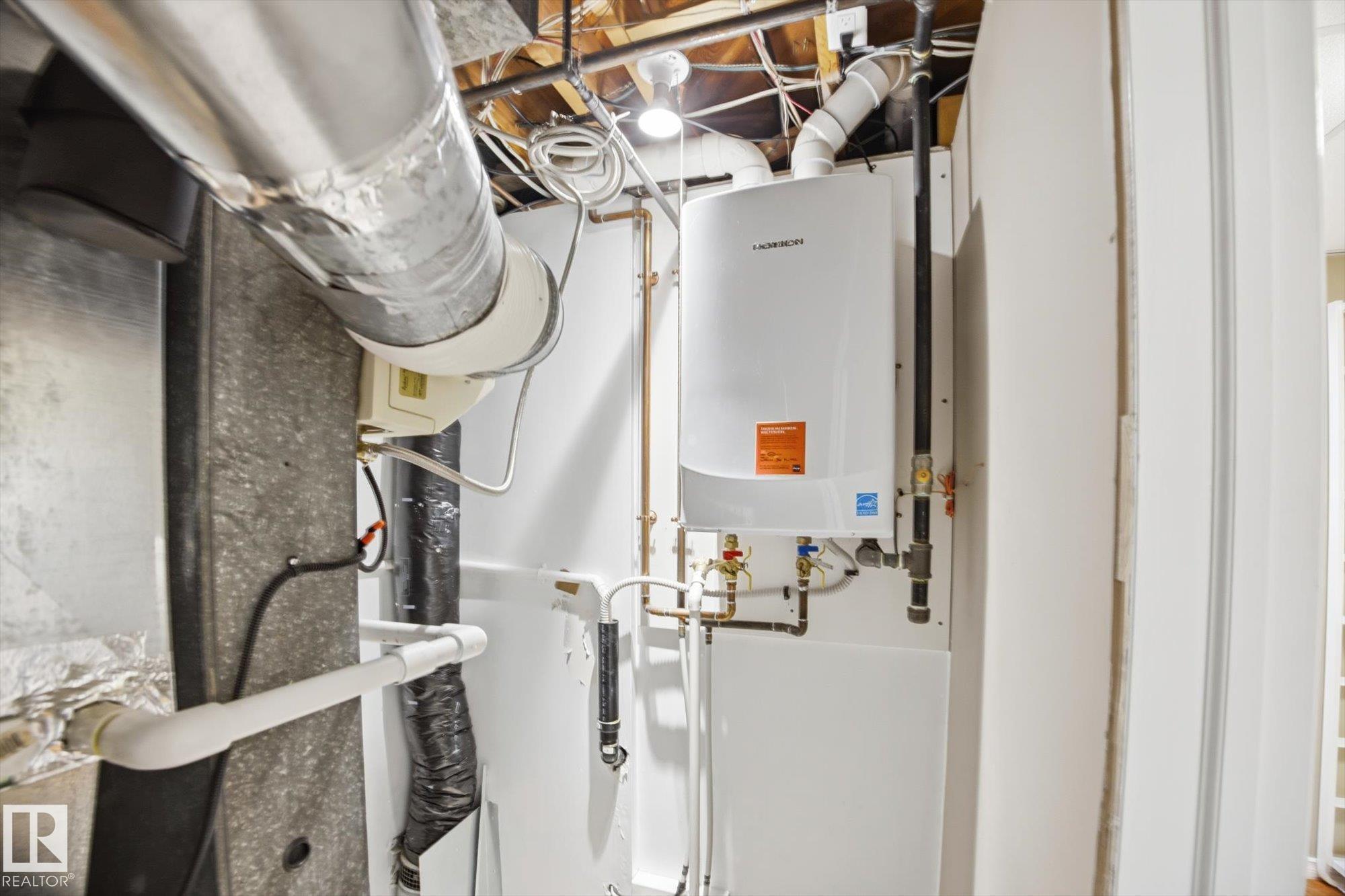 Photo 27 at 10222 73 Street NW, Terrace Heights, Edmonton