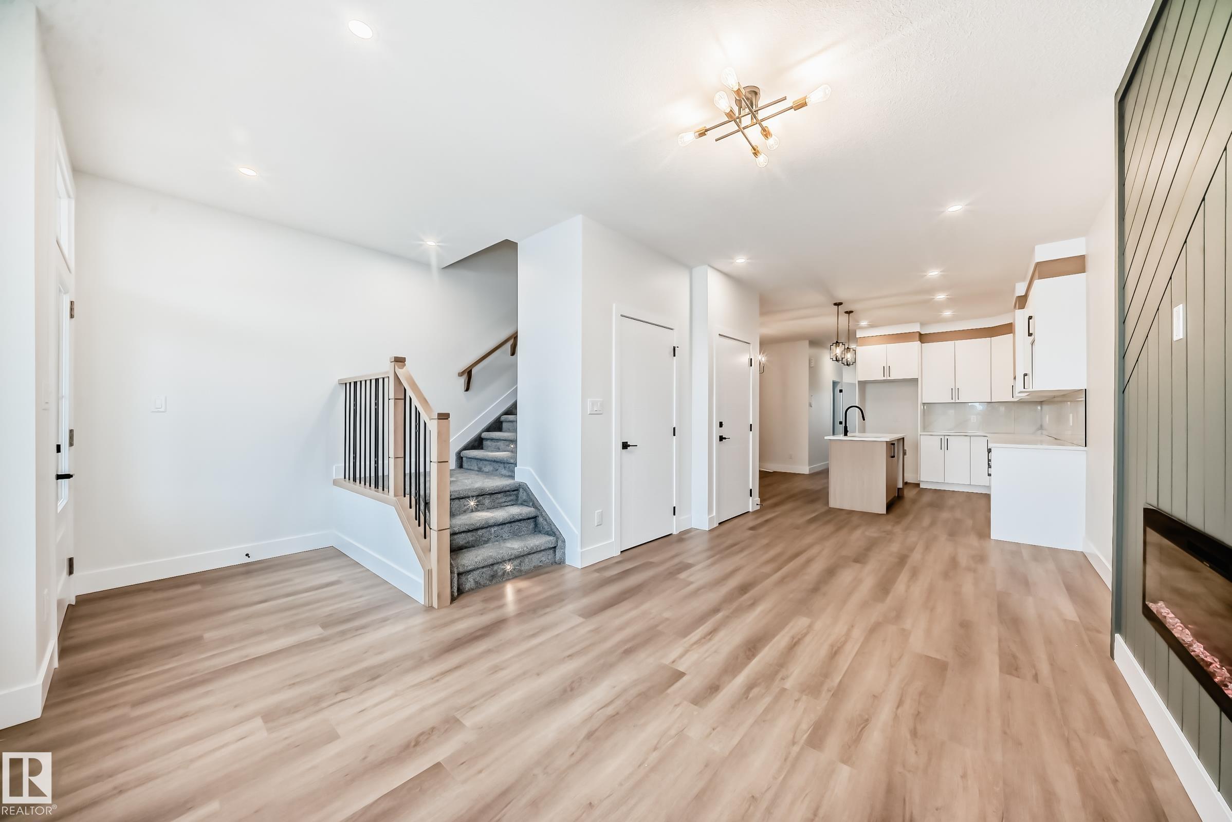 100 Elliott Wynd, South Pointe, Fort Saskatchewan