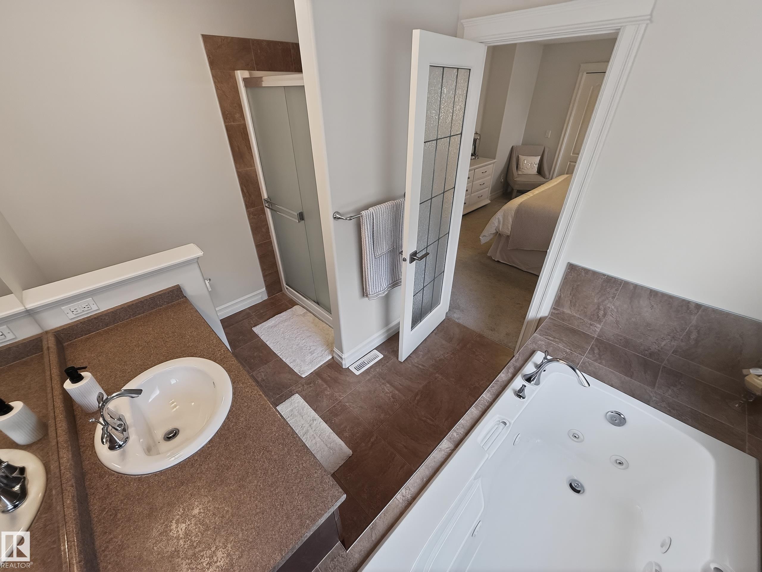 Photo 28 at 15 Spring Link, Spruce Ridge, Spruce Grove