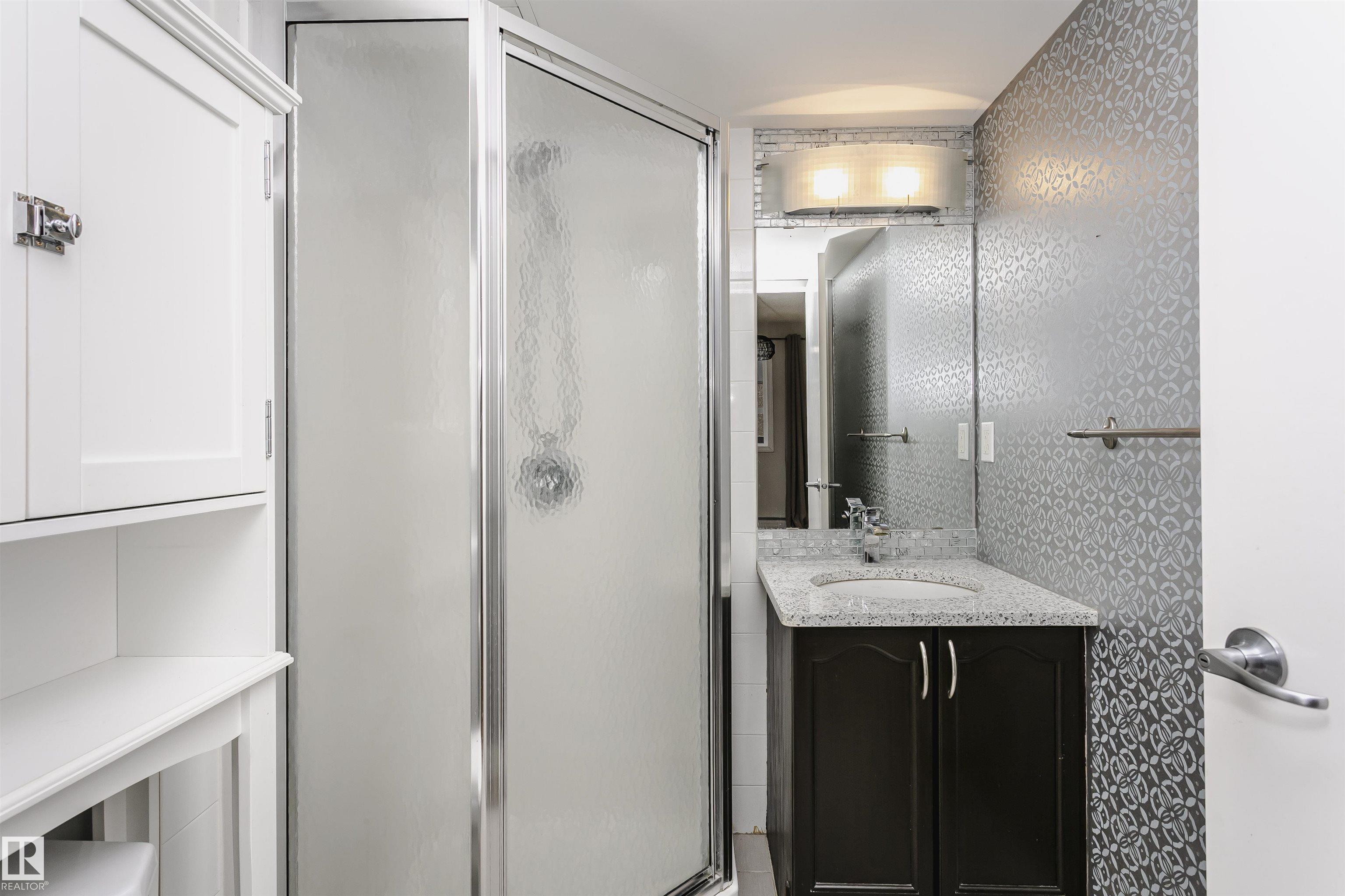 Photo 16 at 704 - 9715 110 Street NW, Wîhkwêntôwin, Edmonton