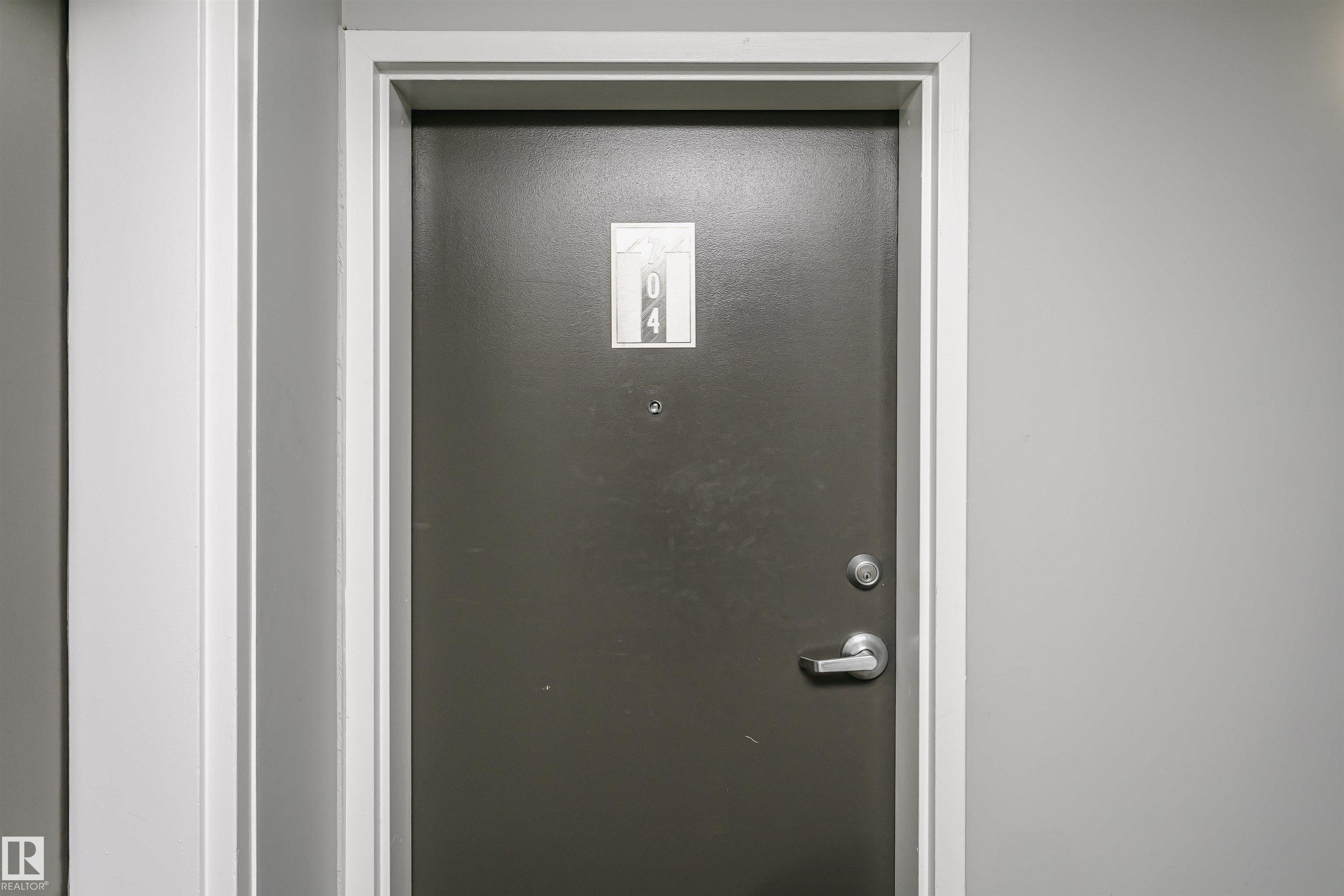 704 - 9715 110 Street NW, Wîhkwêntôwin, Edmonton