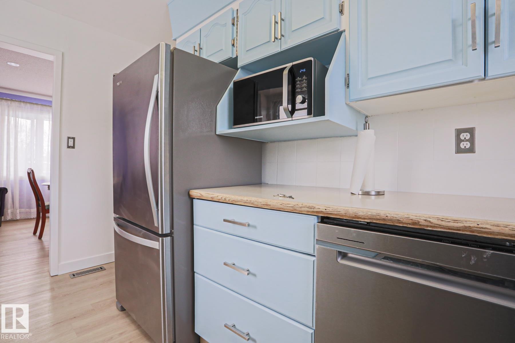 Photo 12 at 13520 124a Avenue NW, Dovercourt, Edmonton