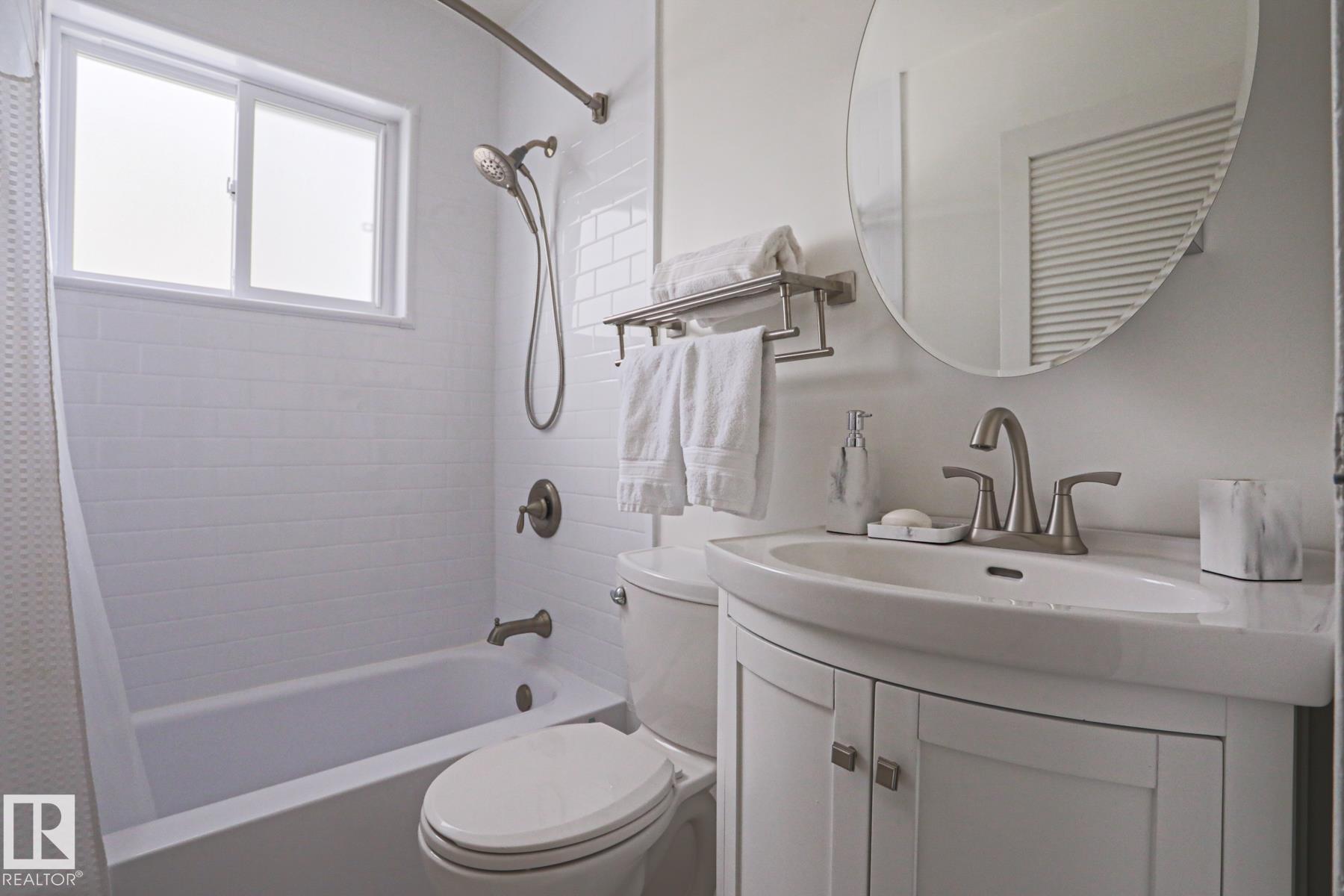 Photo 15 at 13520 124a Avenue NW, Dovercourt, Edmonton