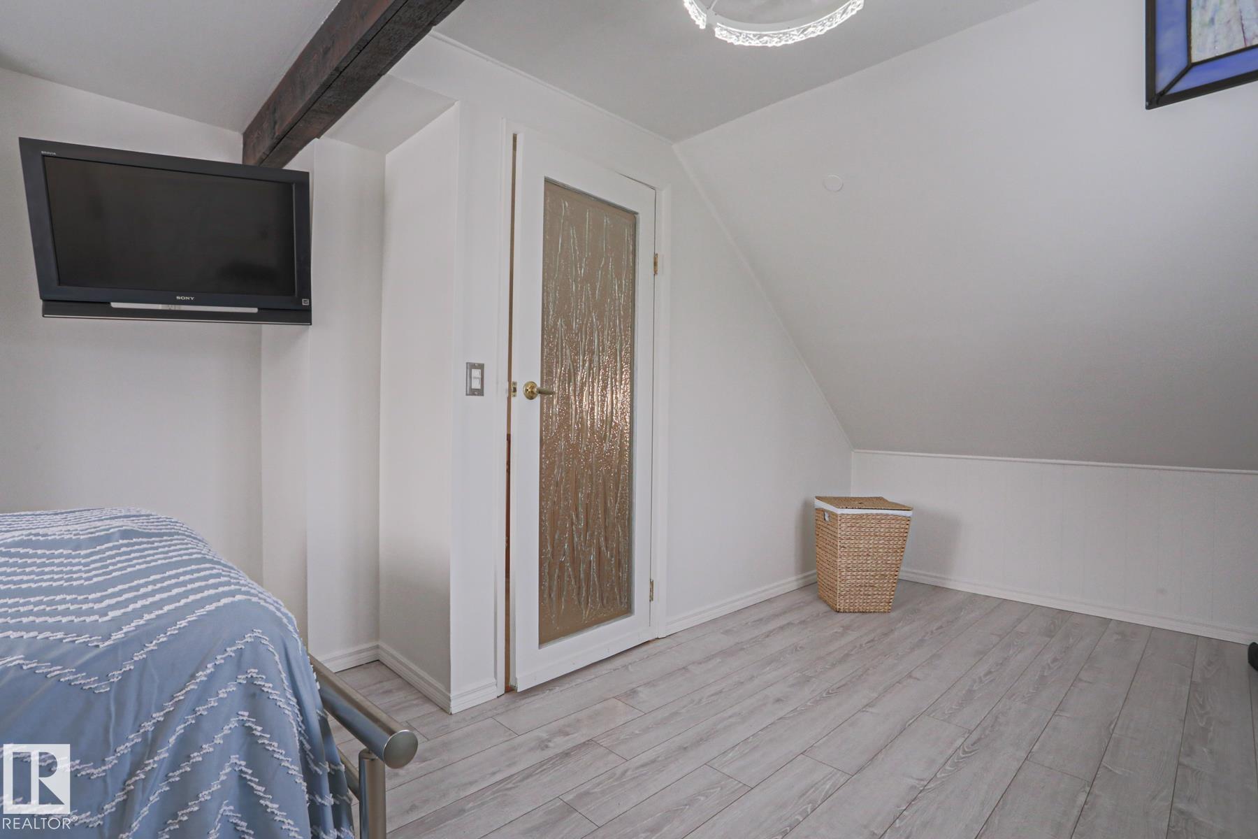 Photo 21 at 13520 124a Avenue NW, Dovercourt, Edmonton