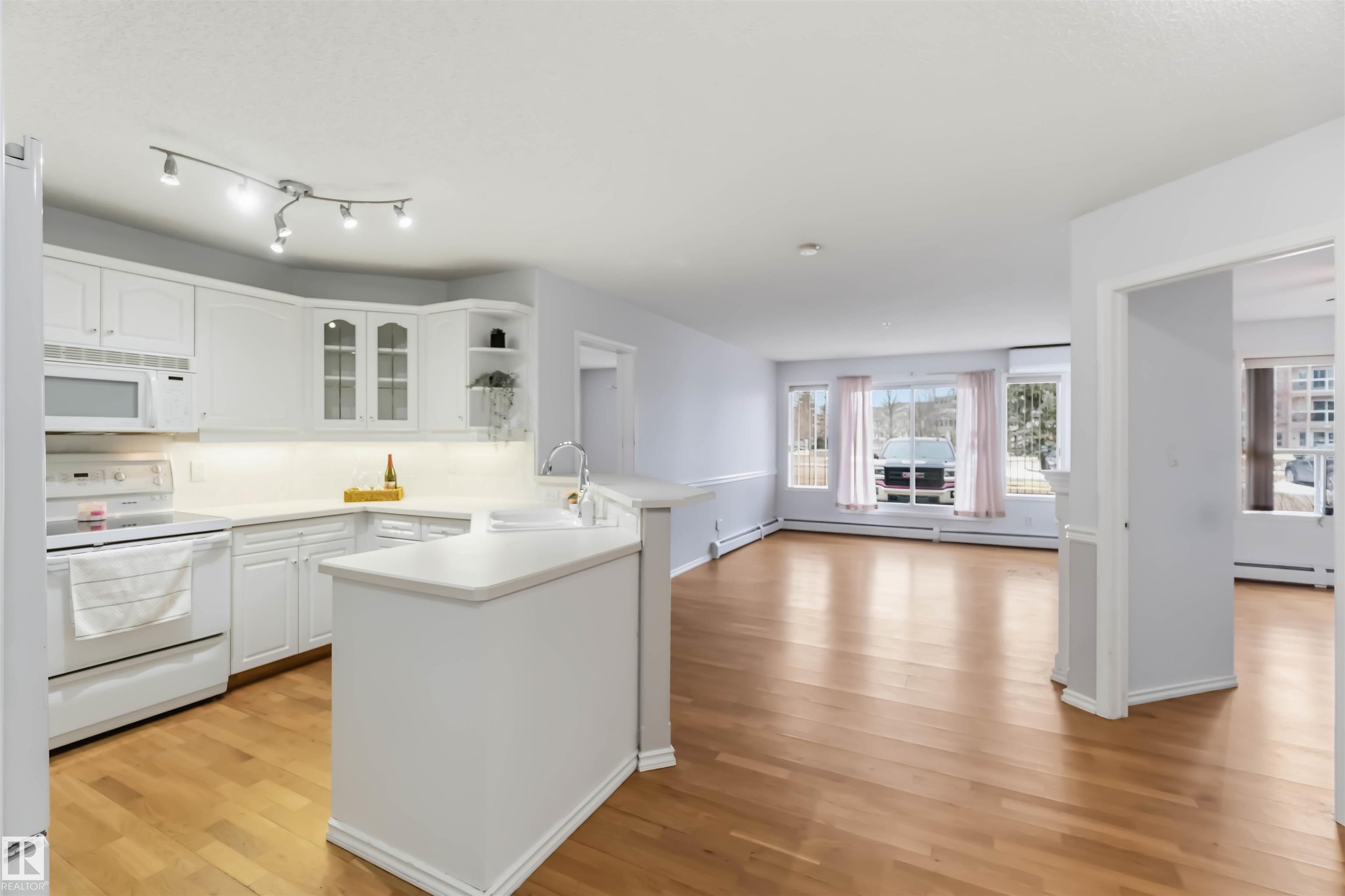 Photo 6 at 101 - 9760 174 Street NW, Terra Losa, Edmonton