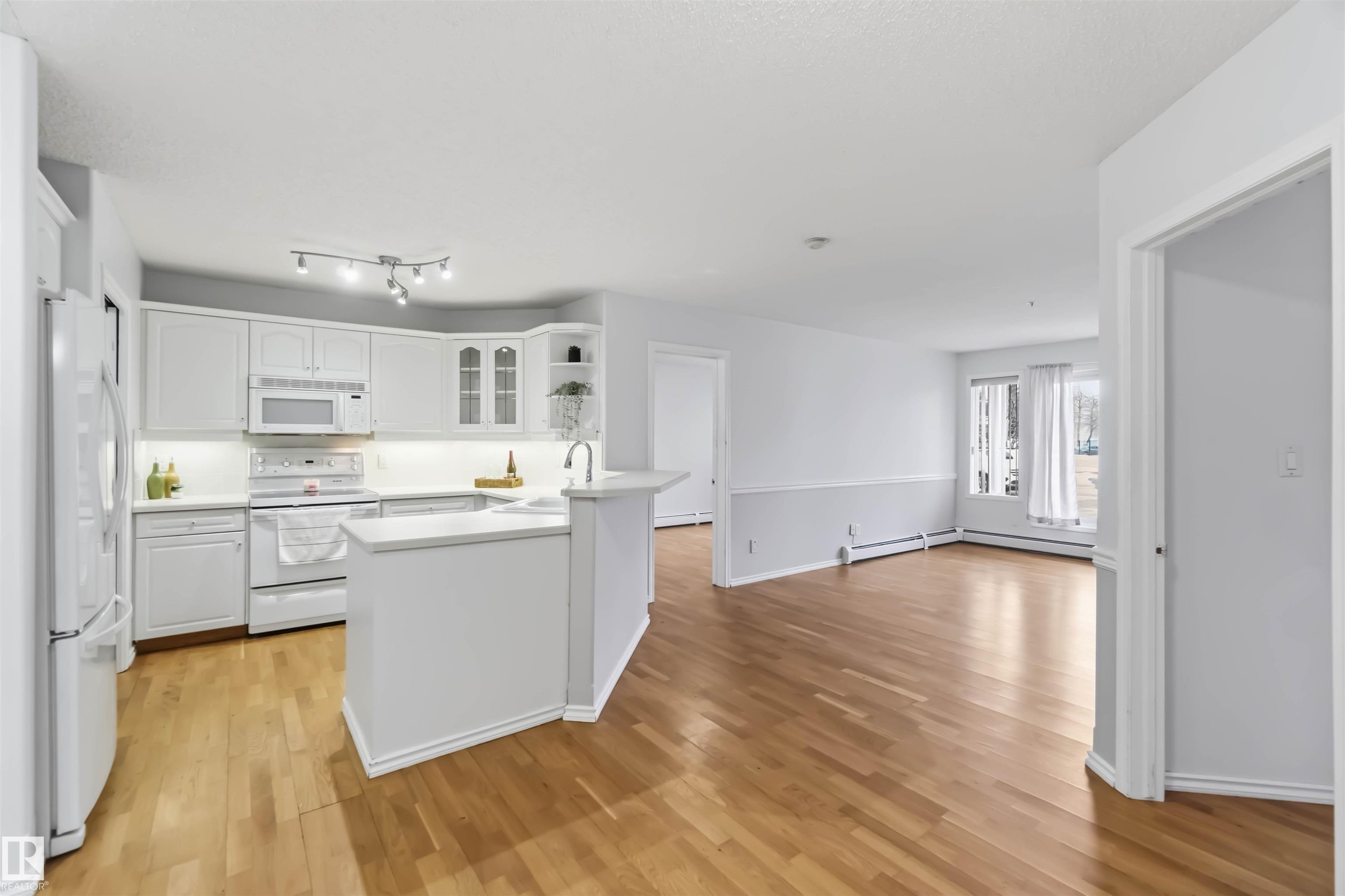 Photo 7 at 101 - 9760 174 Street NW, Terra Losa, Edmonton