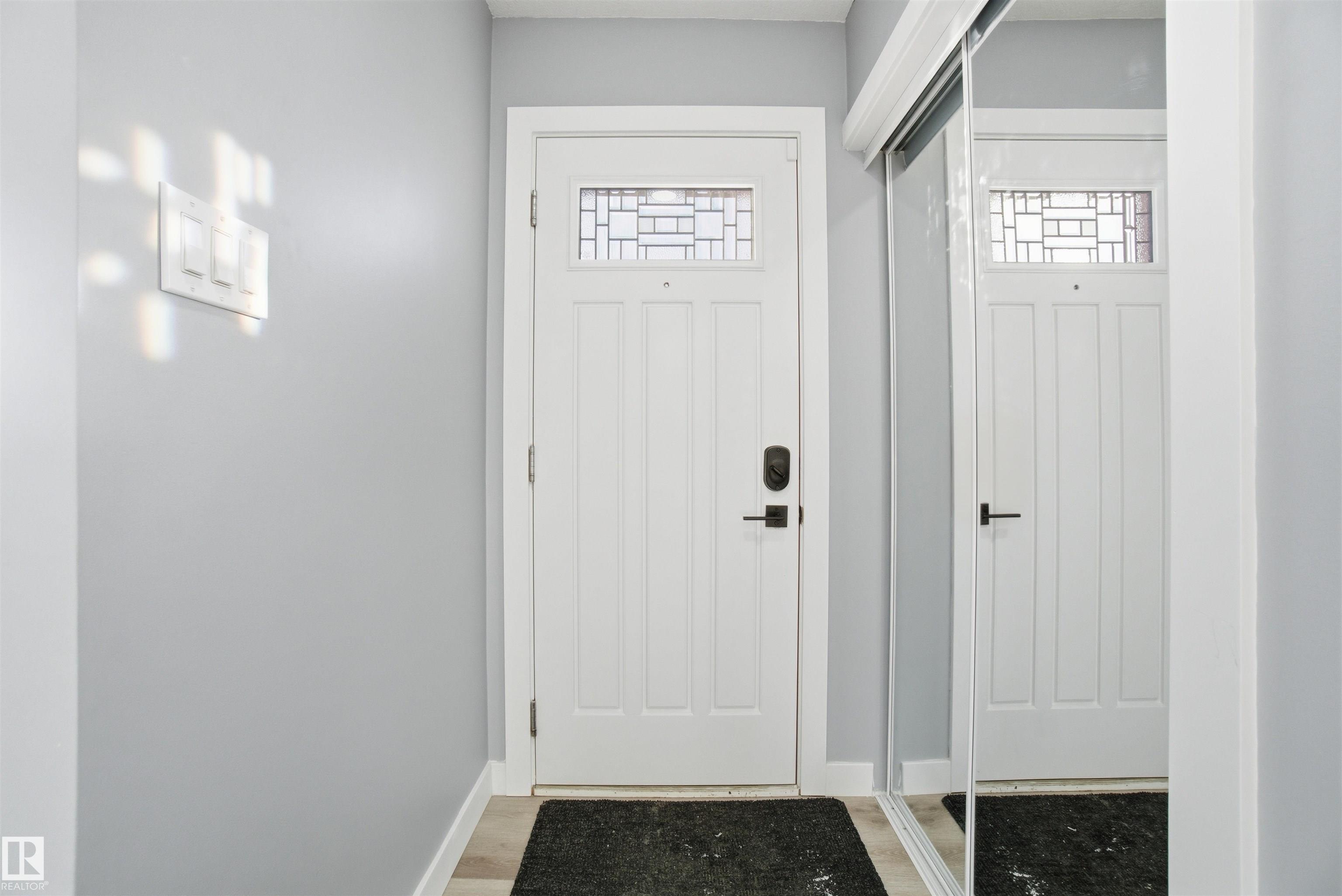 Photo 13 at 5208 90 Avenue NW, Ottewell, Edmonton