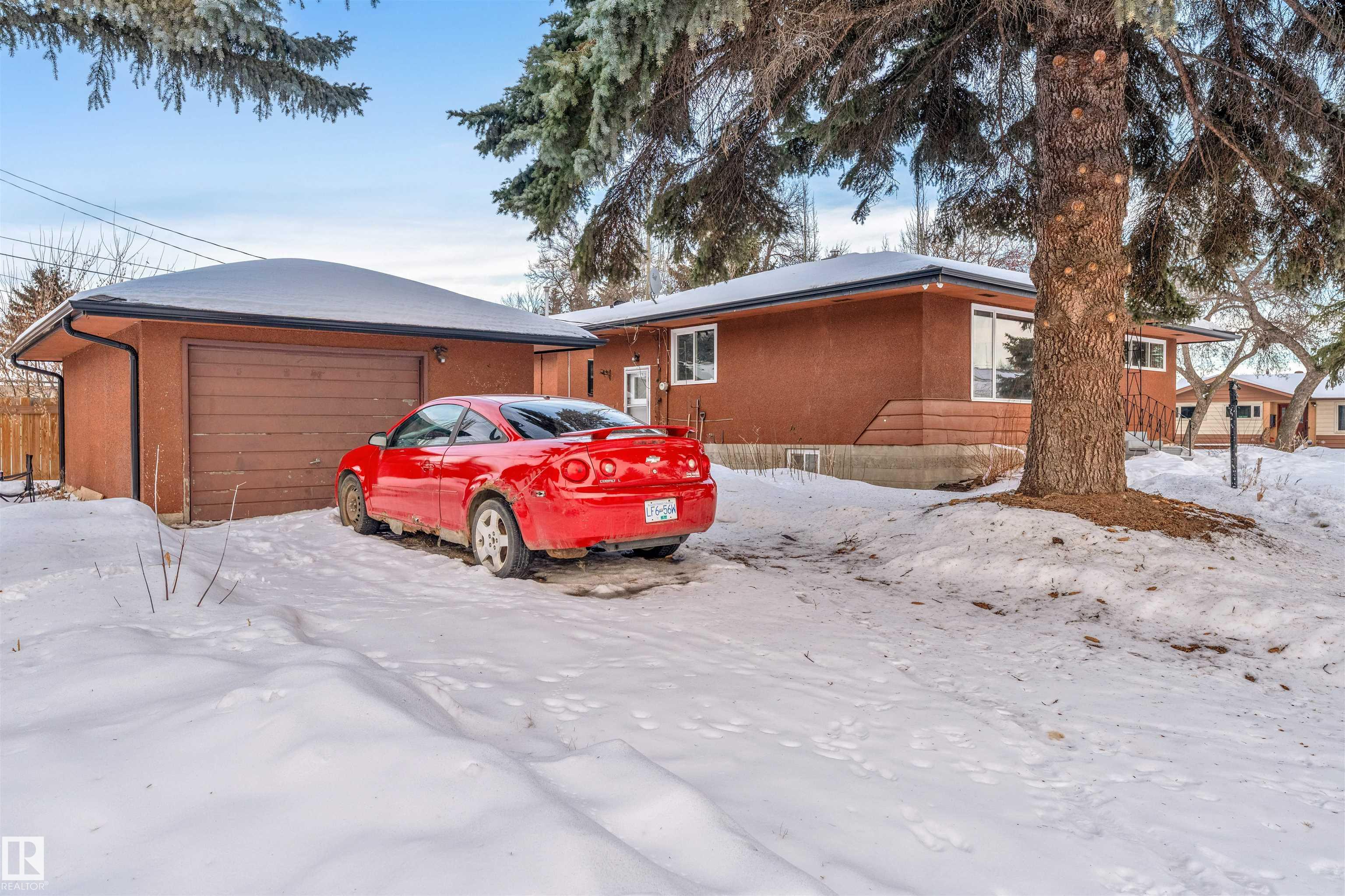 Photo 6 at 12202 45 Street NW, Bergman, Edmonton