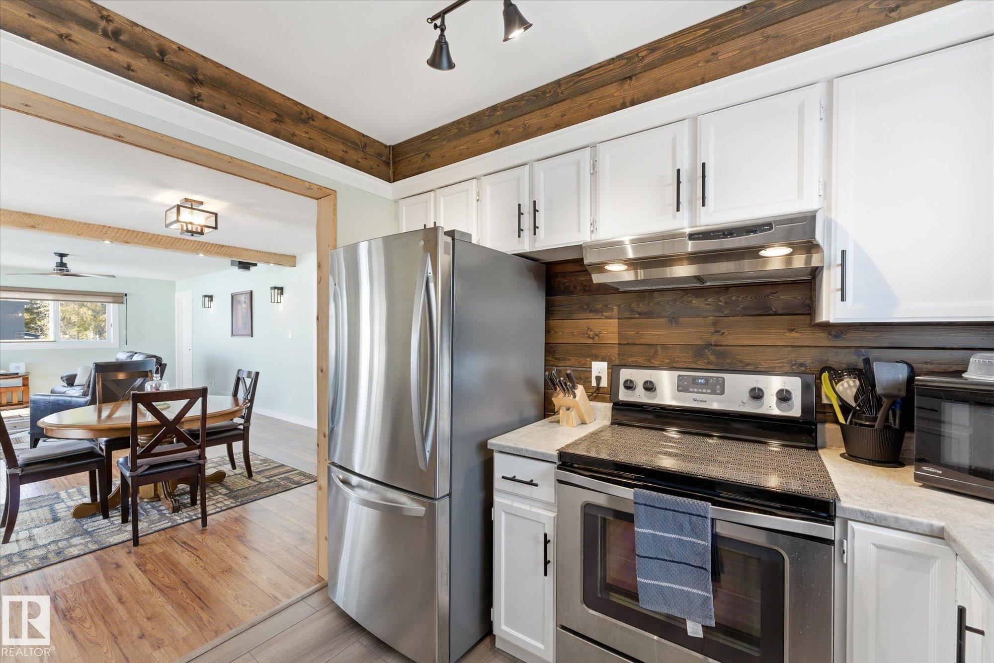 Photo 21 at 75 Lakeshore Av South View, South View, Rural Lac Ste. Anne County