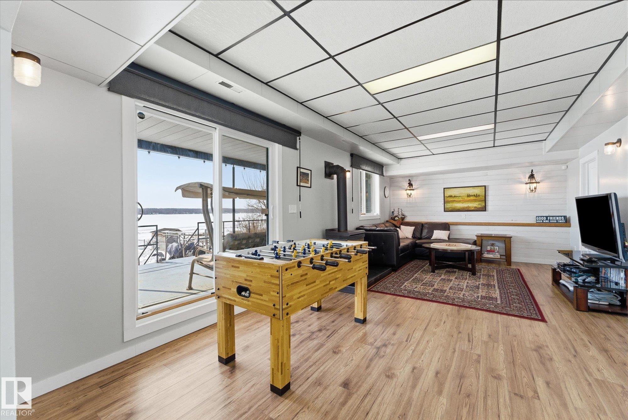 Photo 36 at 75 Lakeshore Av South View, South View, Rural Lac Ste. Anne County