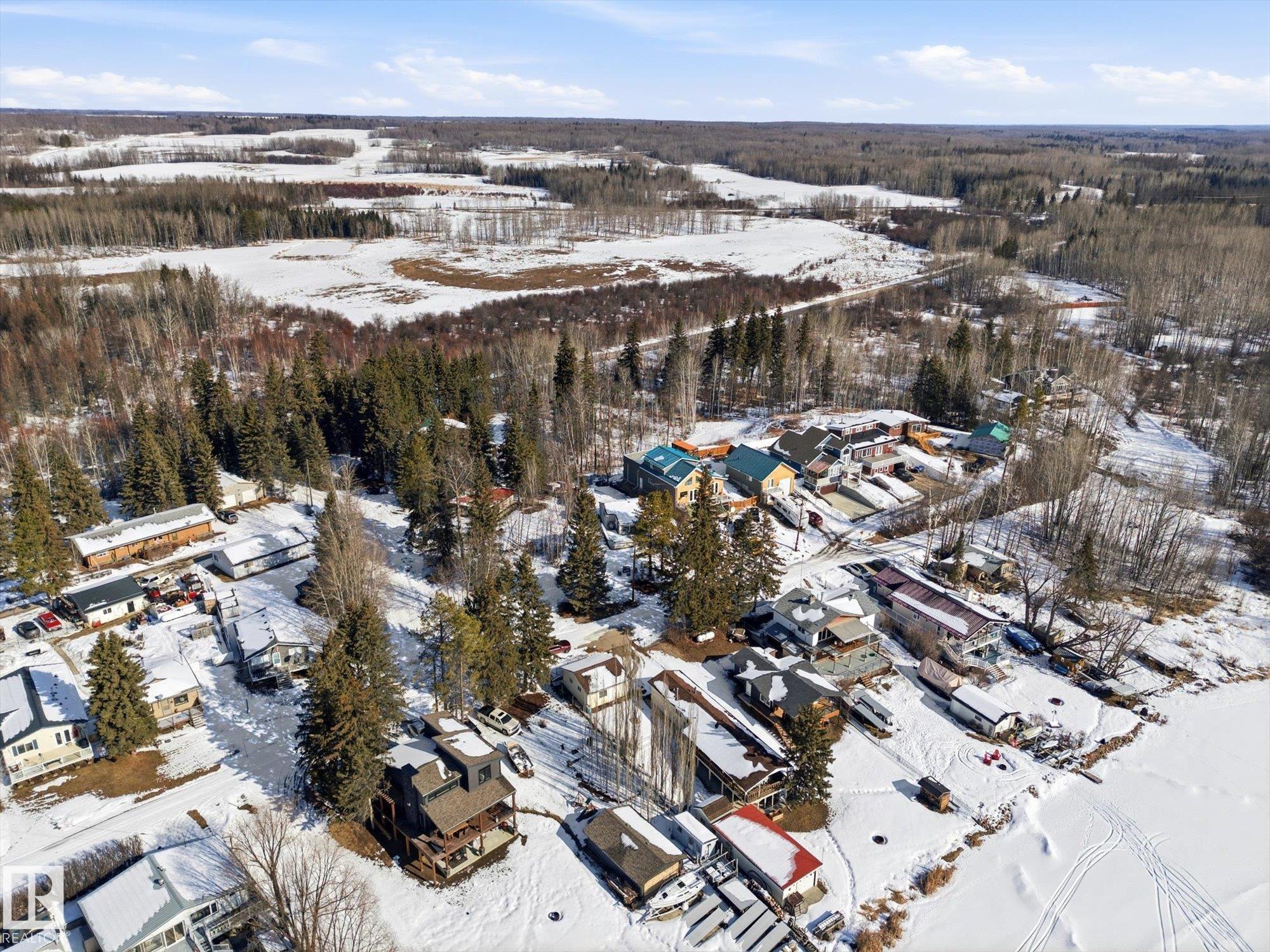 Photo 71 at 75 Lakeshore Av South View, South View, Rural Lac Ste. Anne County