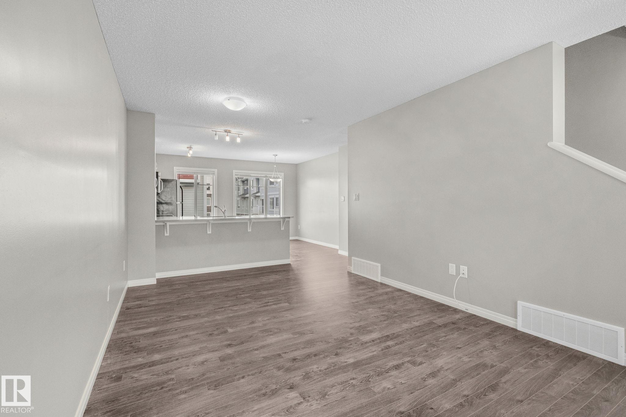 Photo 6 at 105 - 2905 141 Street SW, Chappelle Area, Edmonton