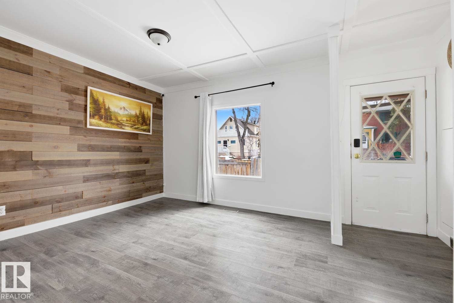 Photo 6 at 10927 93 Street NW, Mccauley, Edmonton