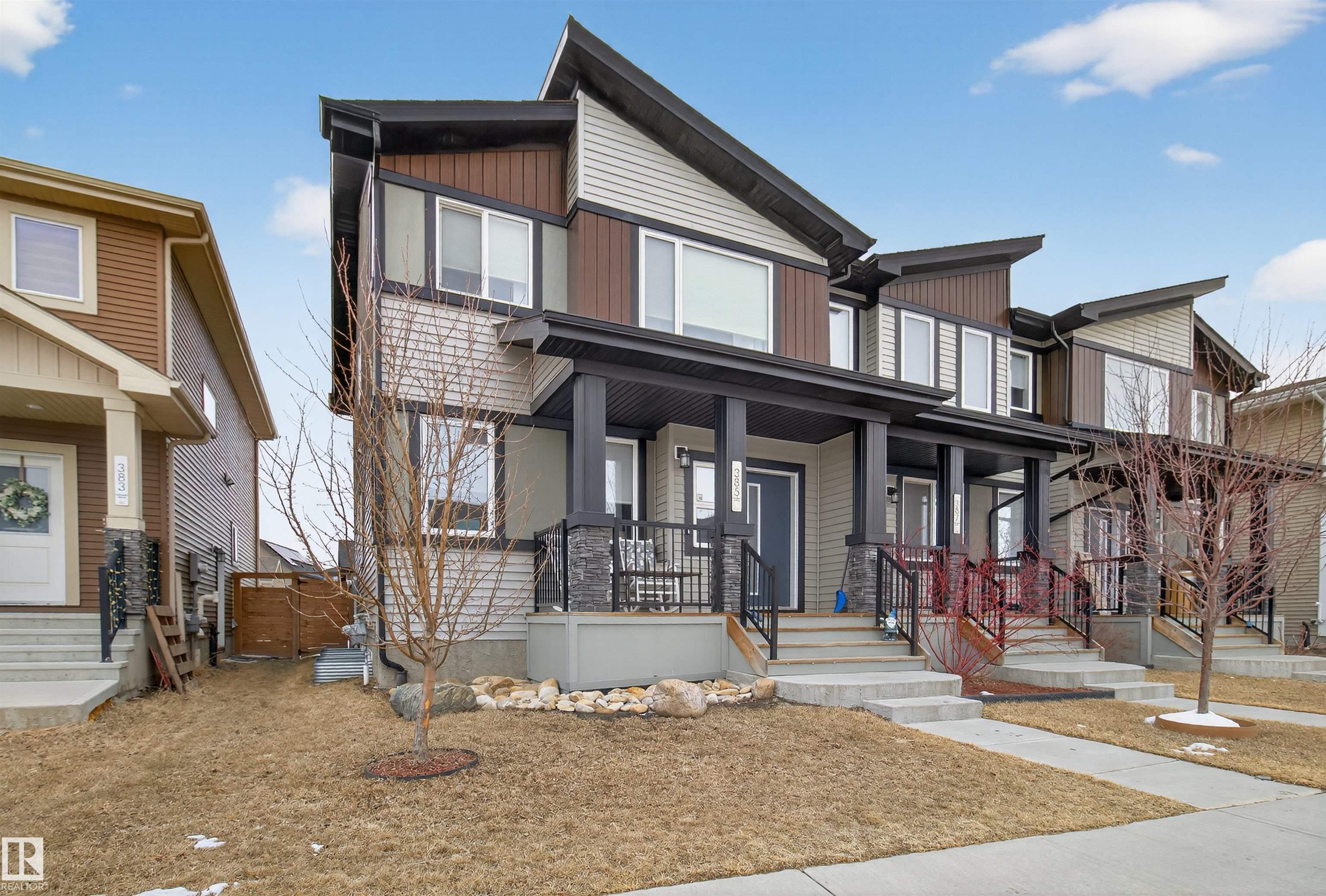 385 Charlesworth Drive SW