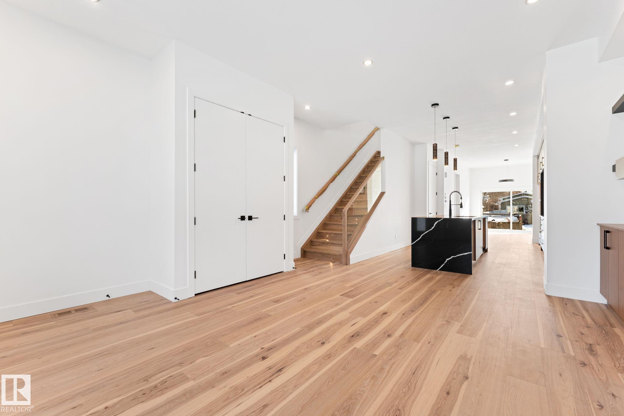 Photo 7 at 11021 132 Street NW, Westmount, Edmonton