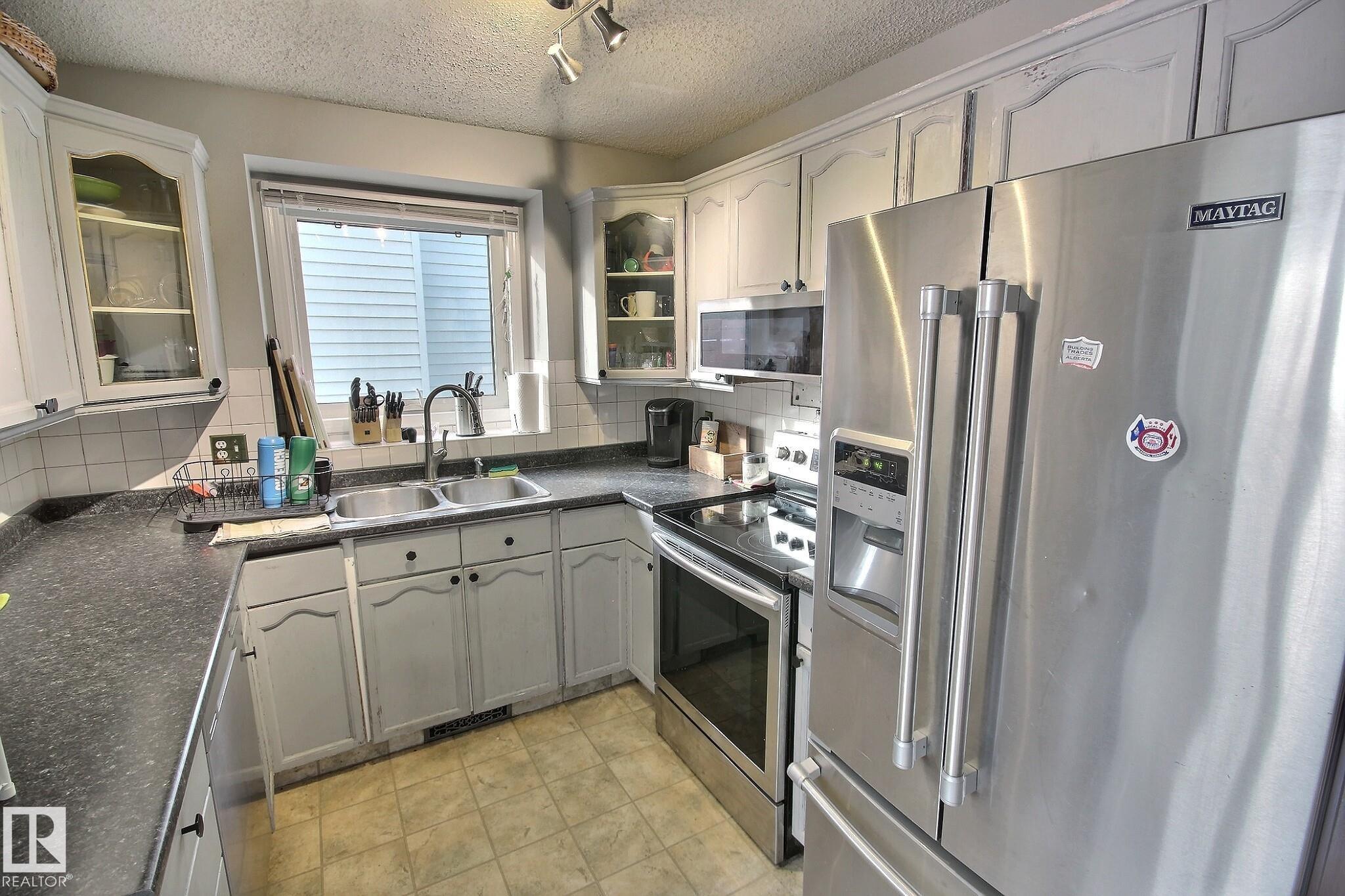 12327 45 Street NW, Bergman, Edmonton