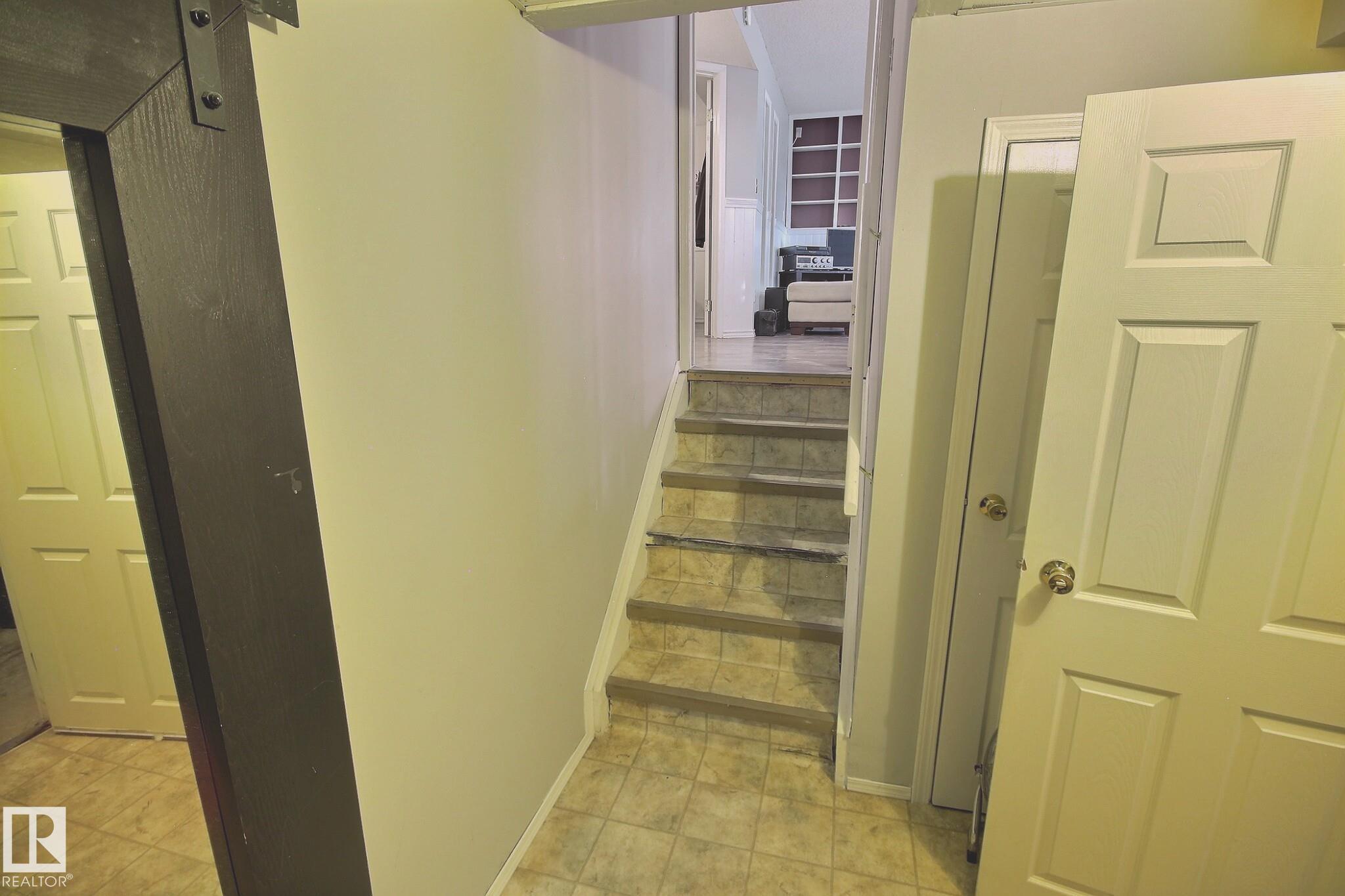 Photo 13 at 12327 45 Street NW, Bergman, Edmonton