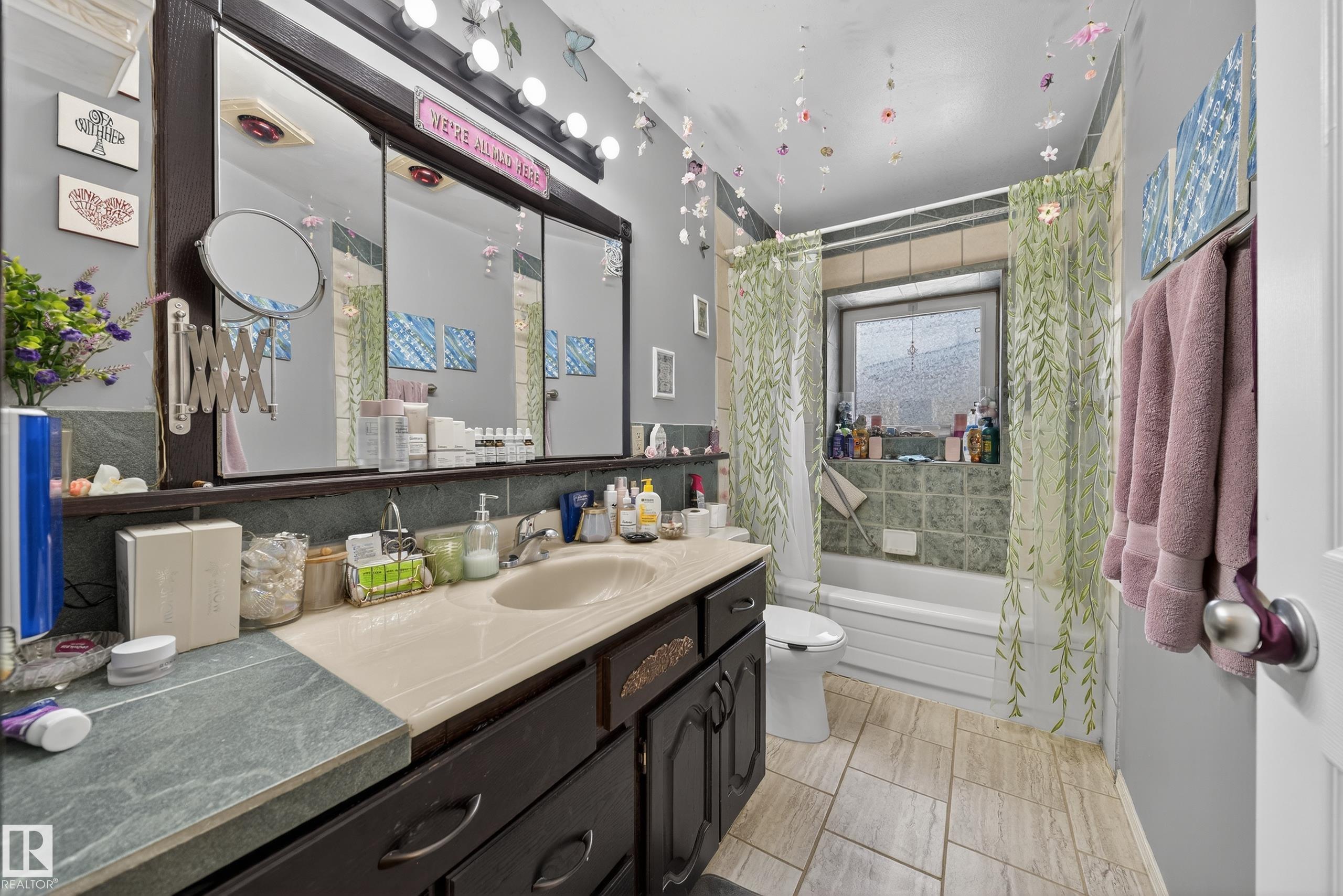 Photo 22 at 10520 52 Avenue NW, Pleasantview, Edmonton