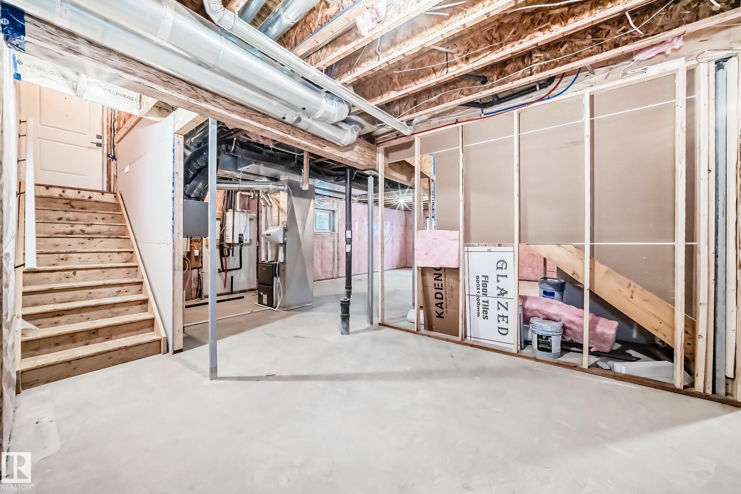 Photo 27 at 7023 Kiviaq Crescent SW, Keswick, Edmonton