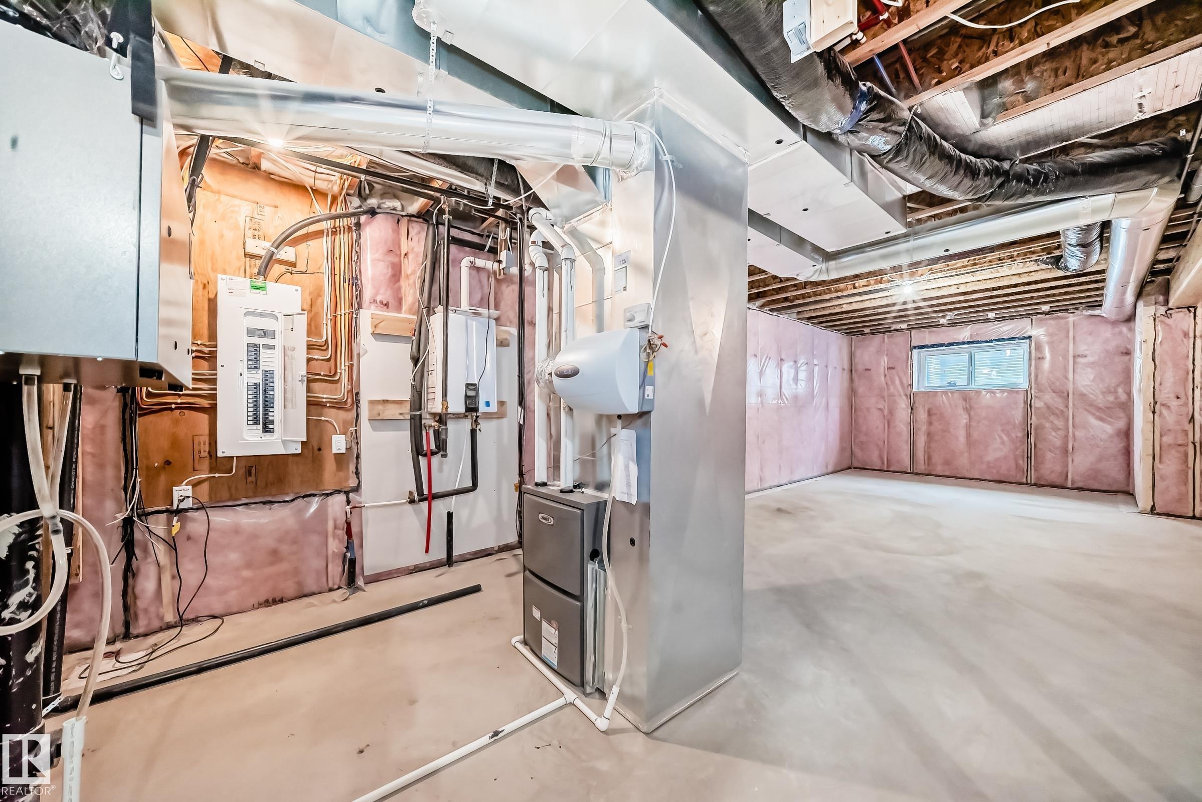 Photo 28 at 7023 Kiviaq Crescent SW, Keswick, Edmonton