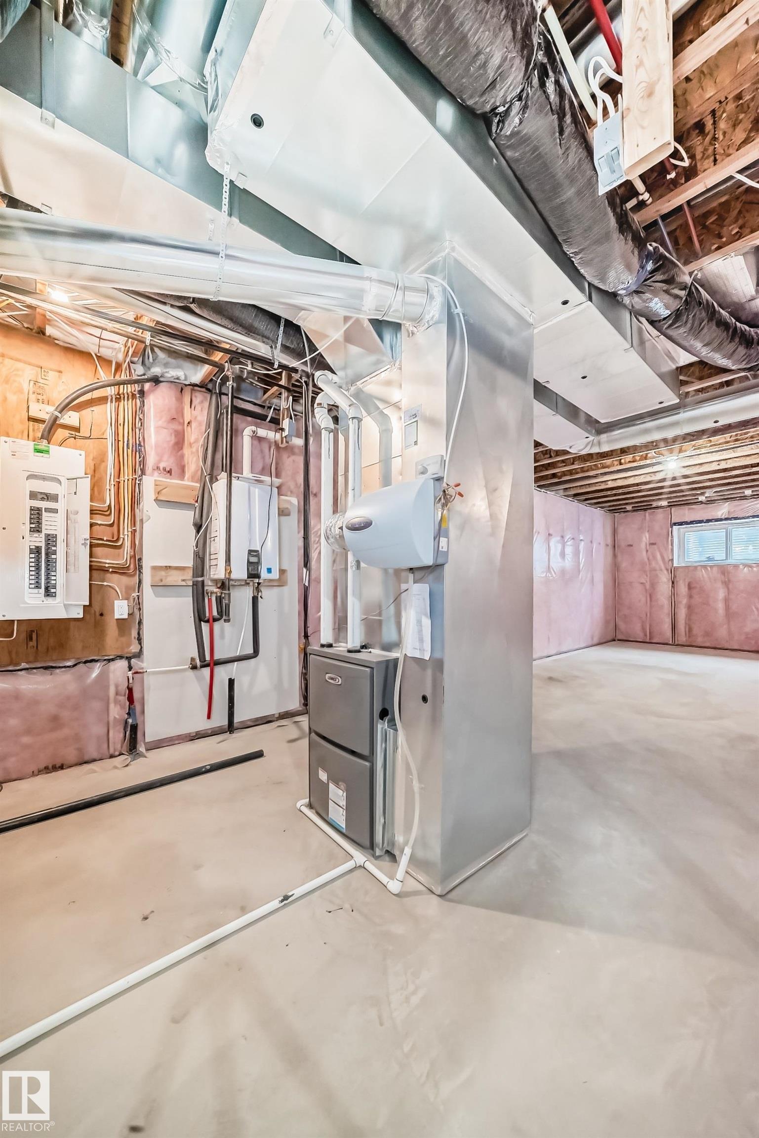 Photo 29 at 7023 Kiviaq Crescent SW, Keswick, Edmonton