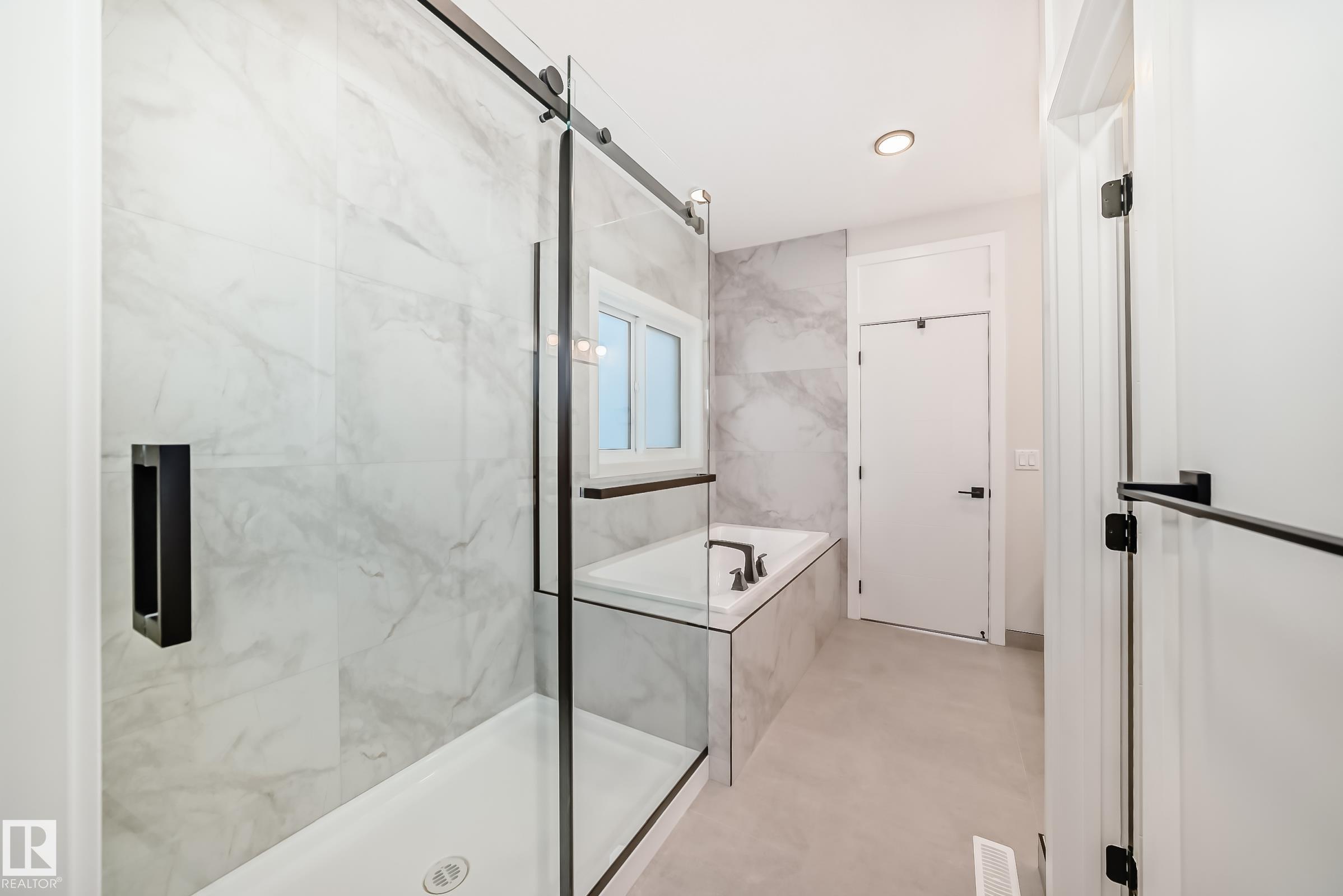 Photo 63 at 7023 Kiviaq Crescent SW, Keswick, Edmonton