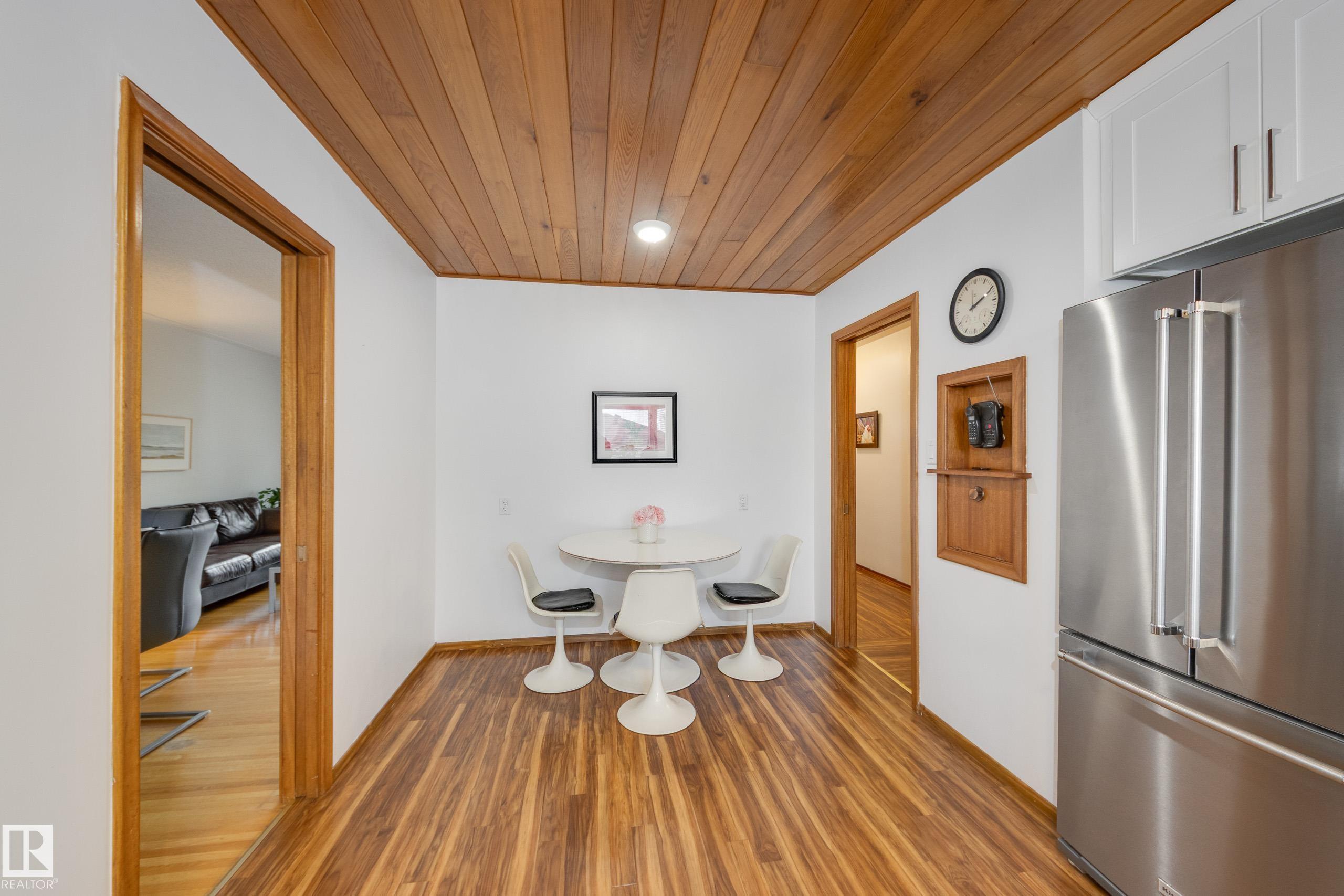 Photo 19 at 15702 89a Avenue NW, Meadowlark Park, Edmonton