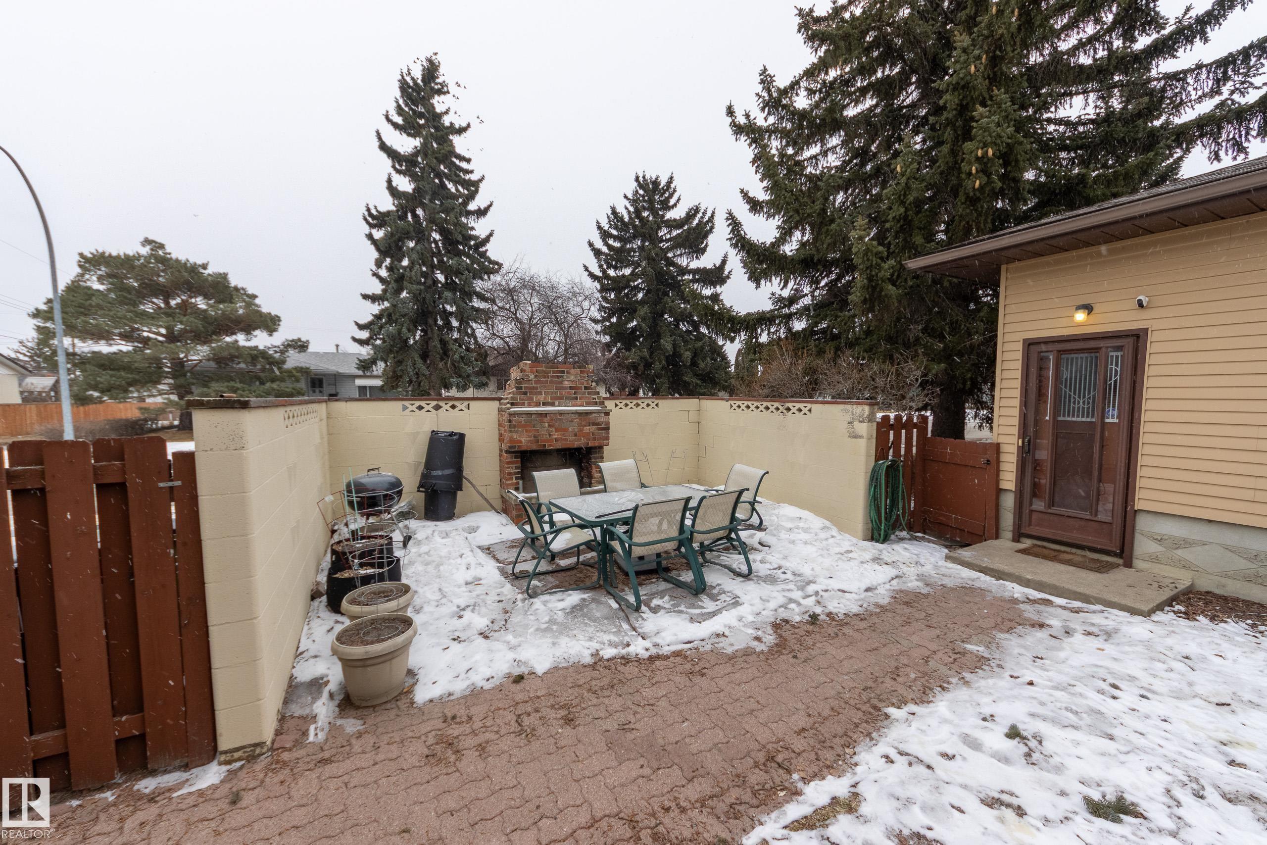 Photo 47 at 15702 89a Avenue NW, Meadowlark Park, Edmonton